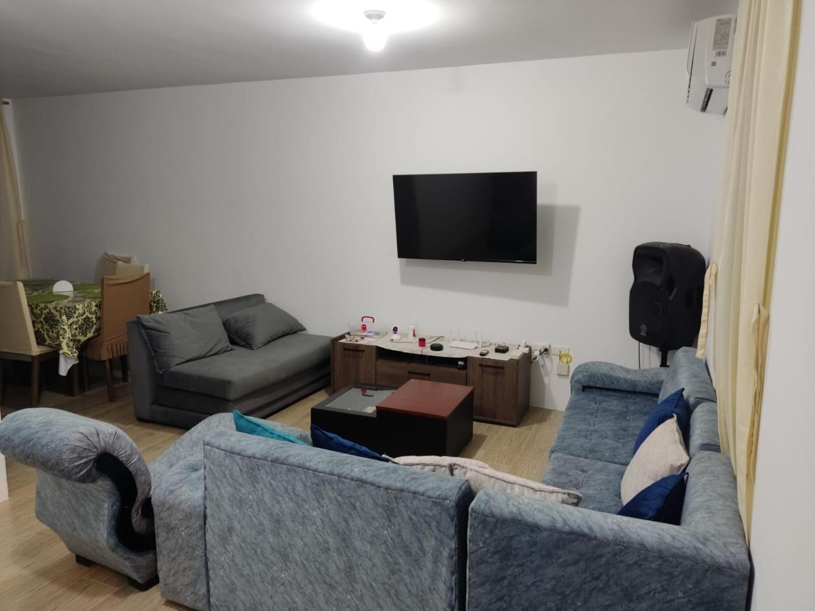 Three-Bedroom House photo 3