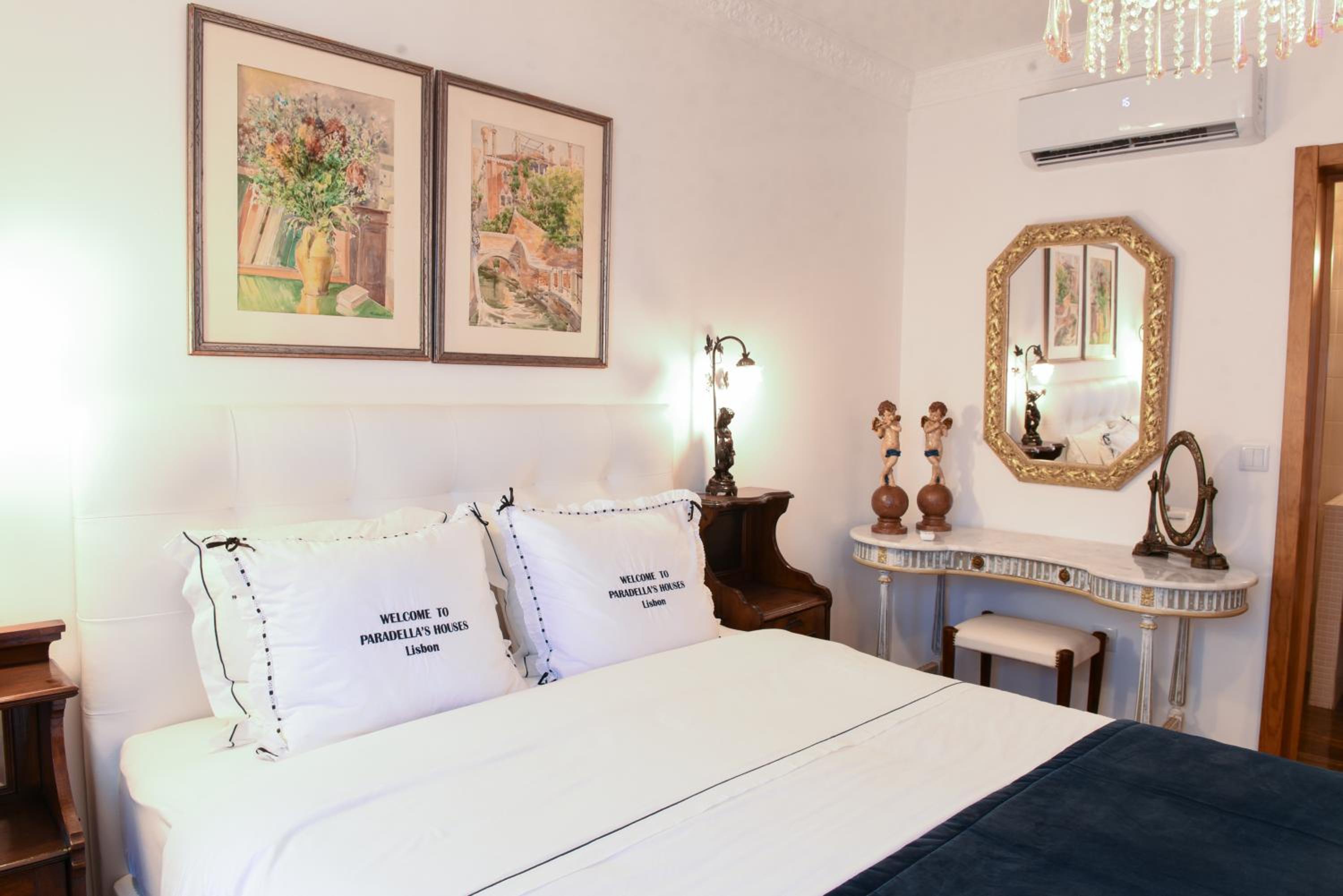 Double Room with Balcony - Photo 27