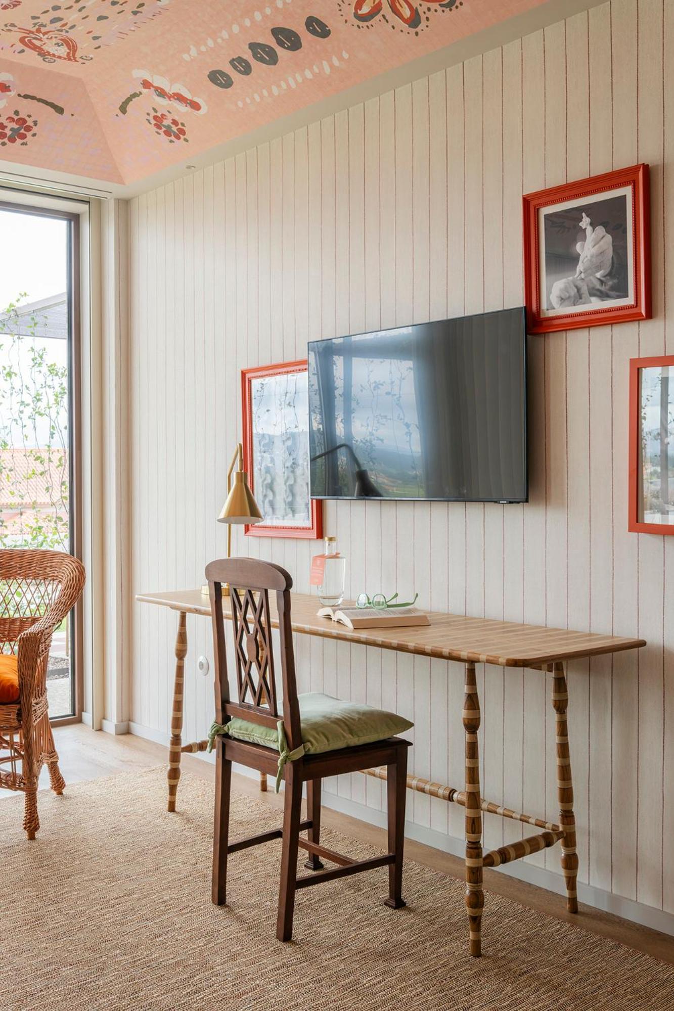 Twin Room - Disability Access photo 3