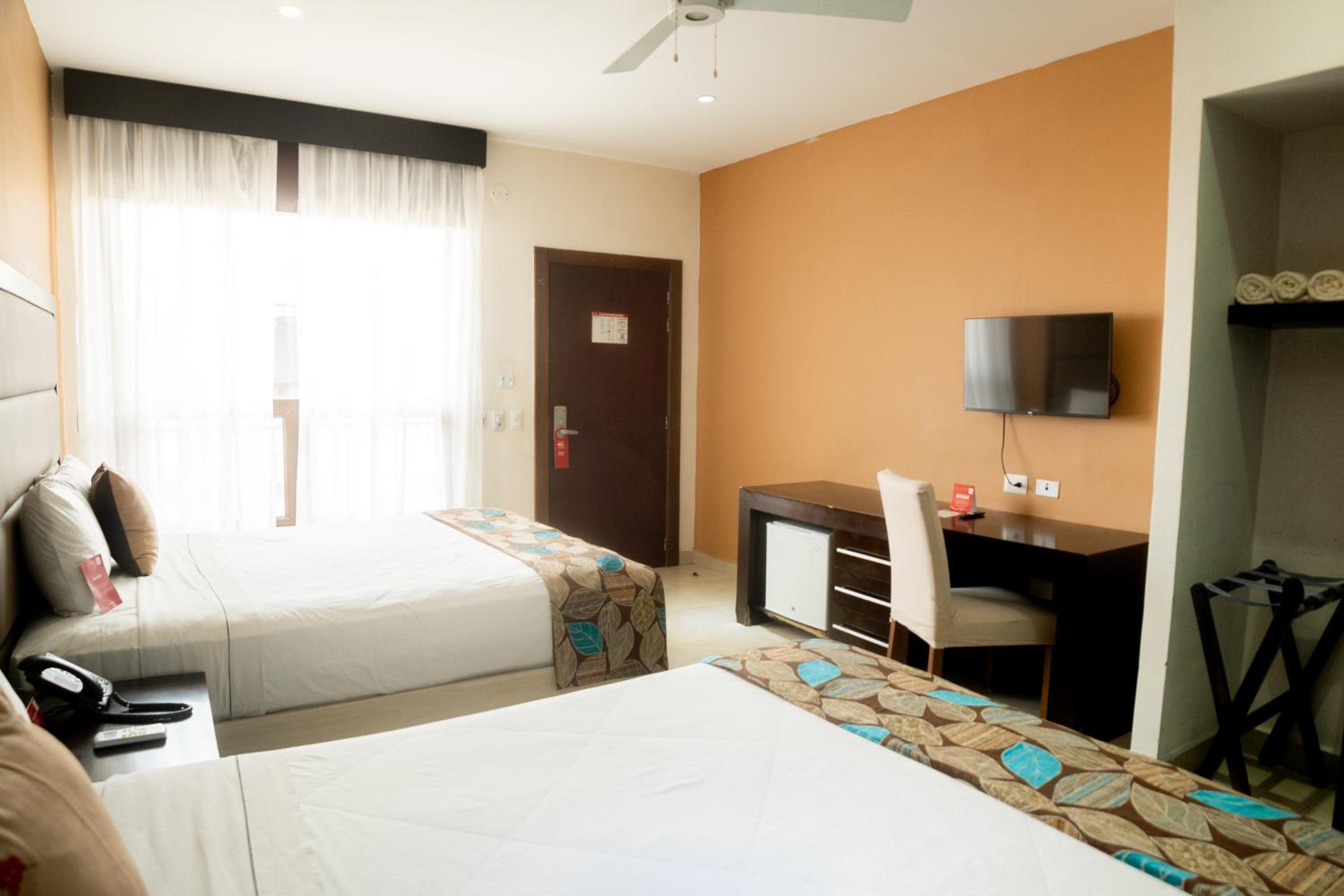 Standard Twin Room photo 2