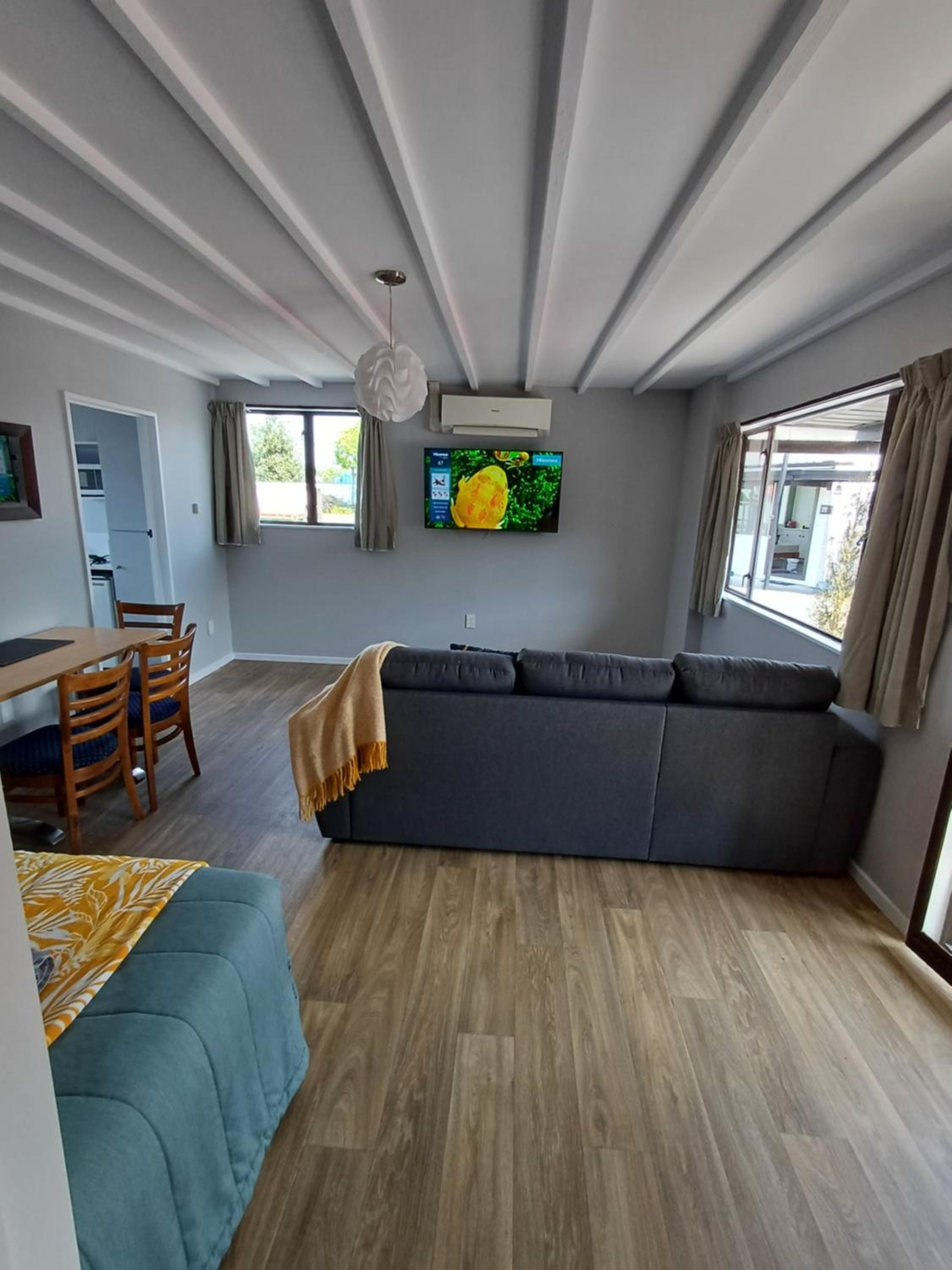 One-Bedroom Apartment - Photo 15
