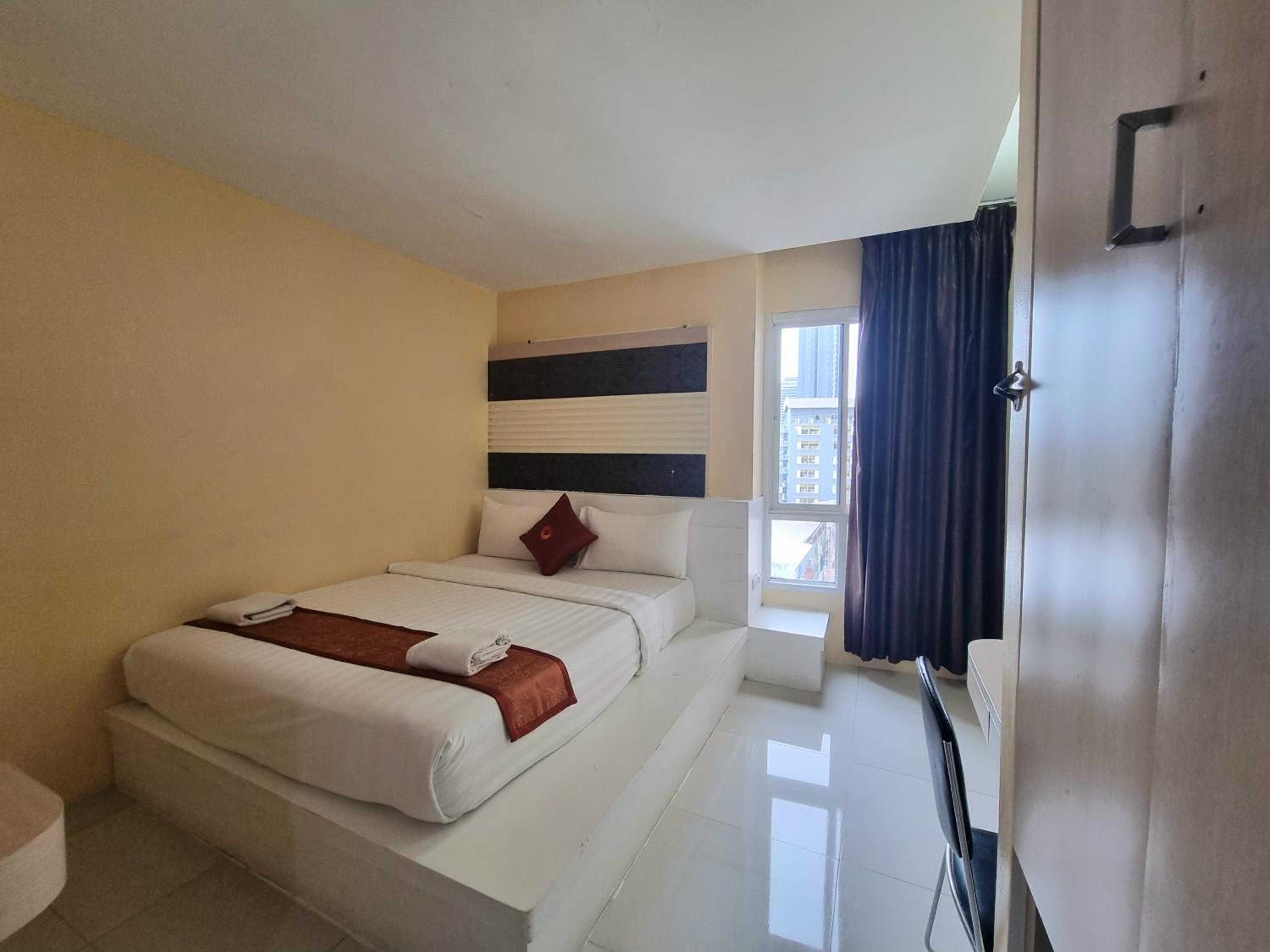 Deluxe Double Room photo 2