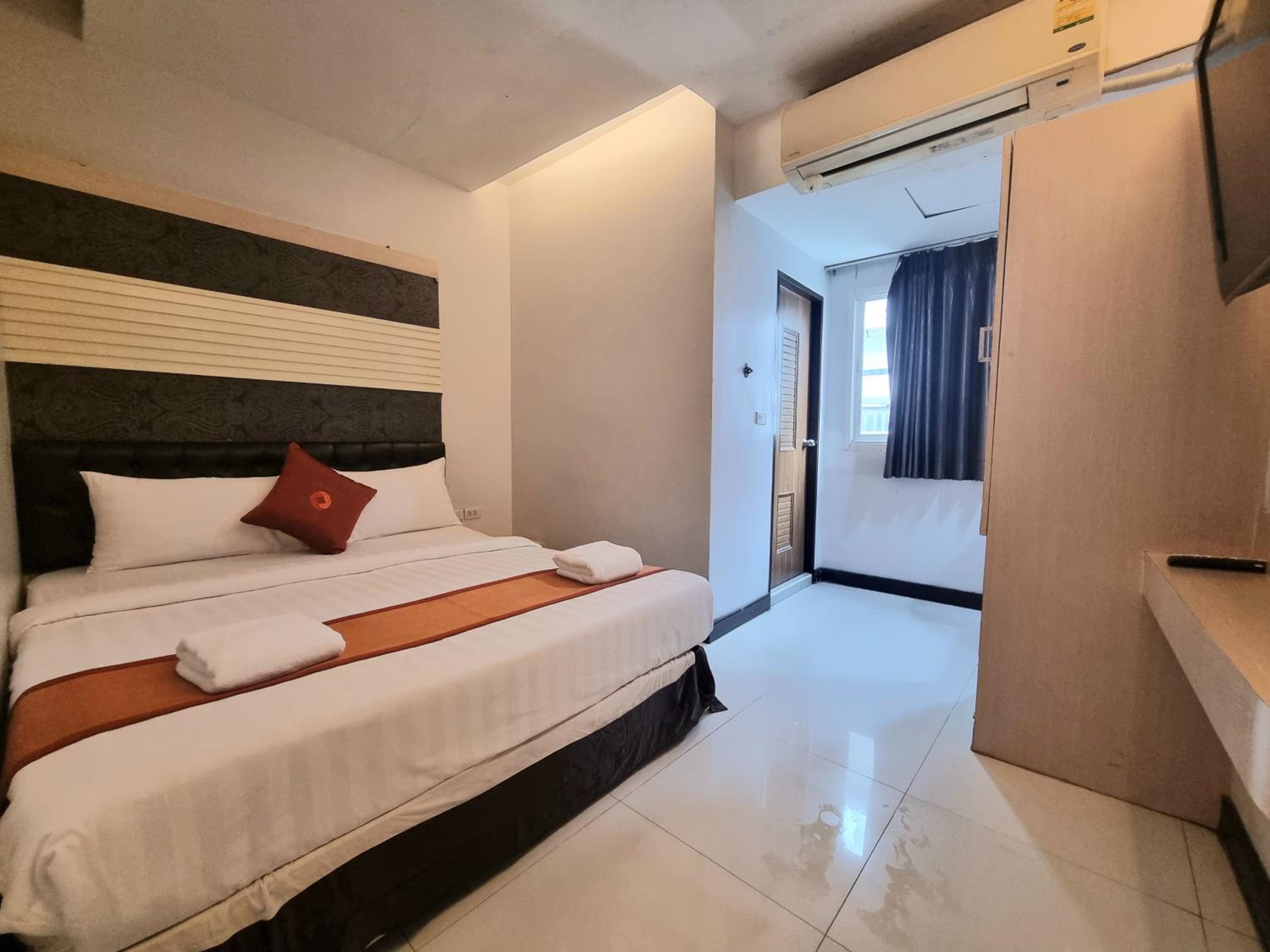 Deluxe Double Room photo 3