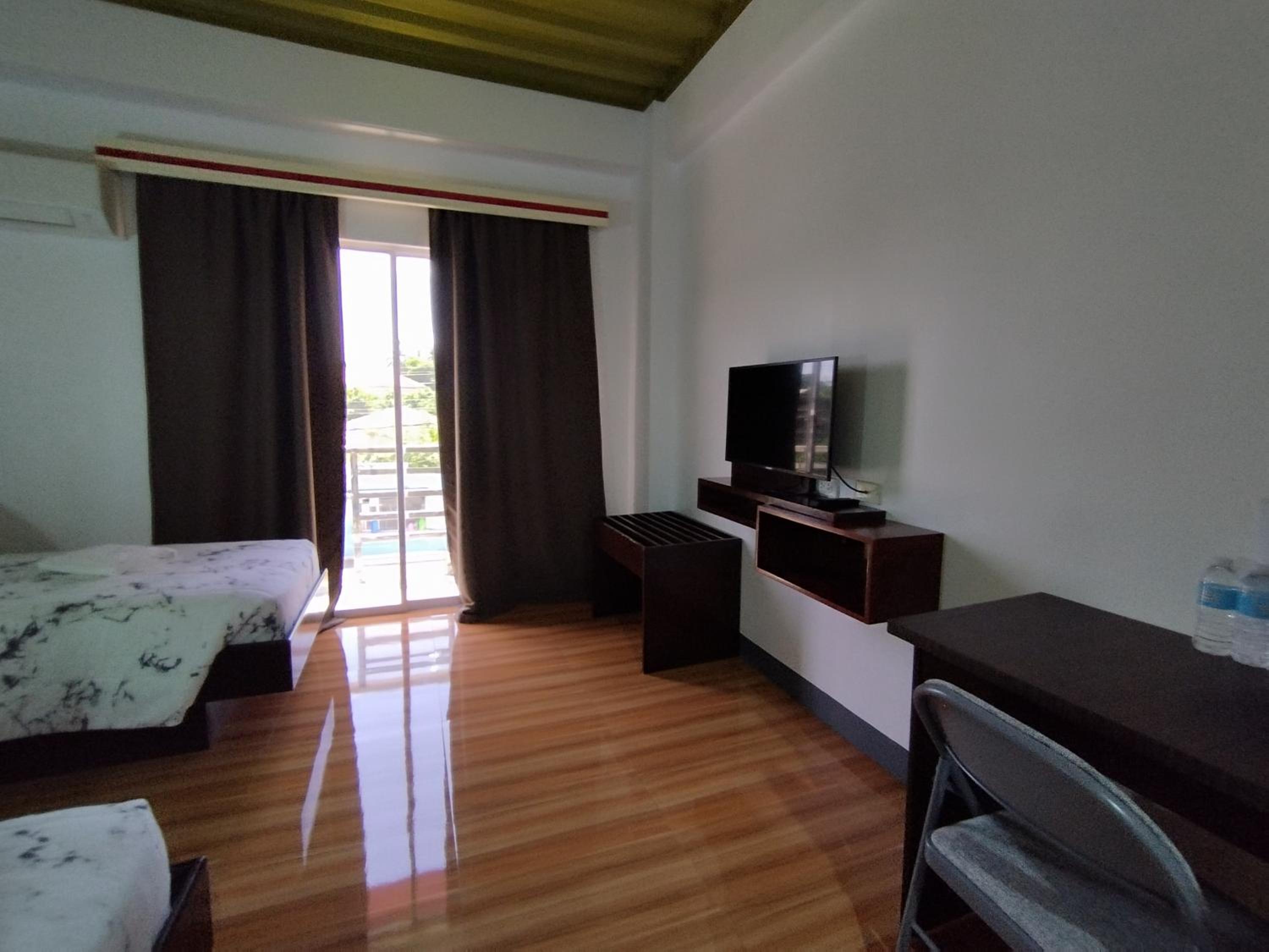 Twin Room - Photo 4