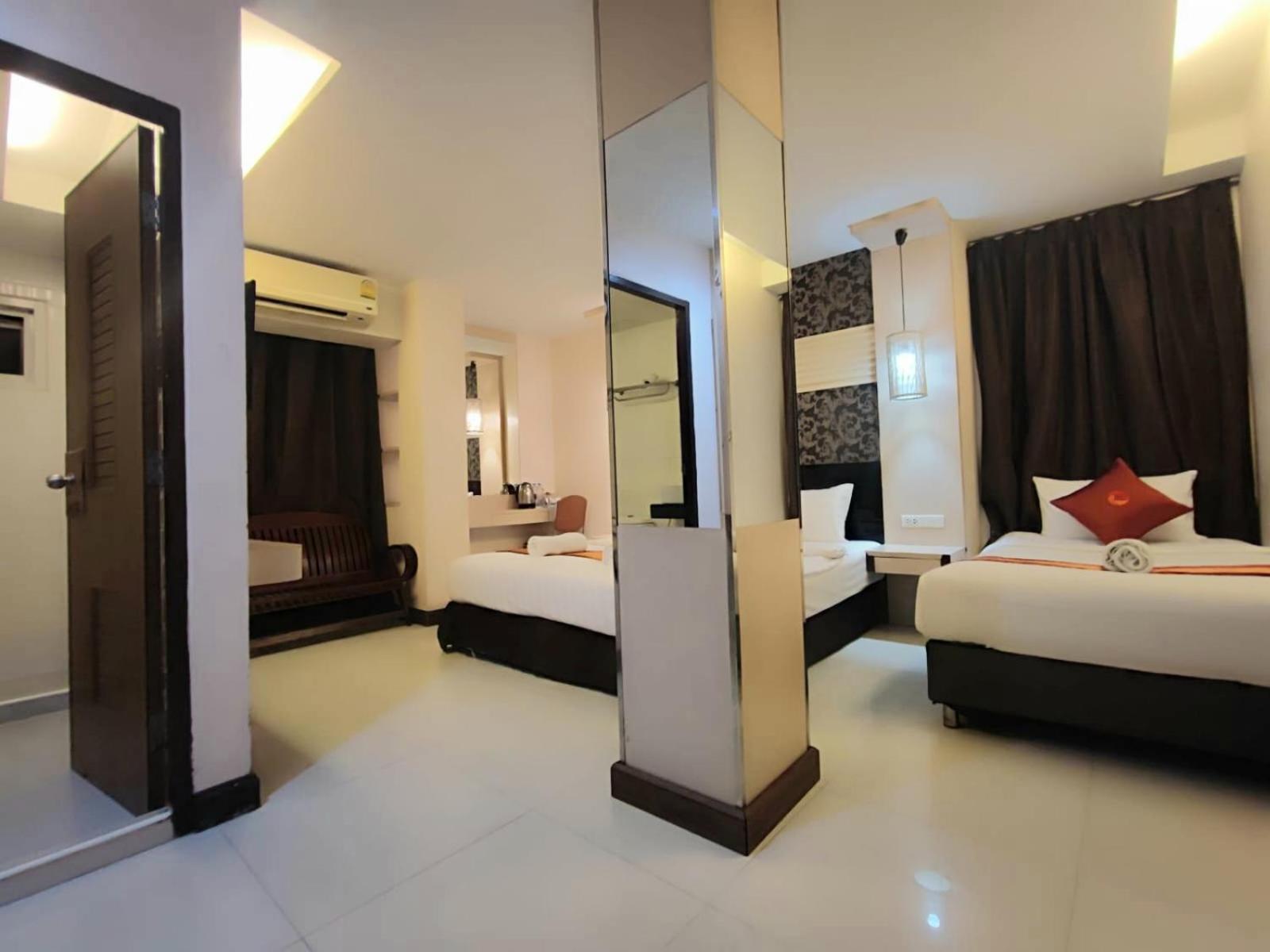 Deluxe Triple Room photo 2