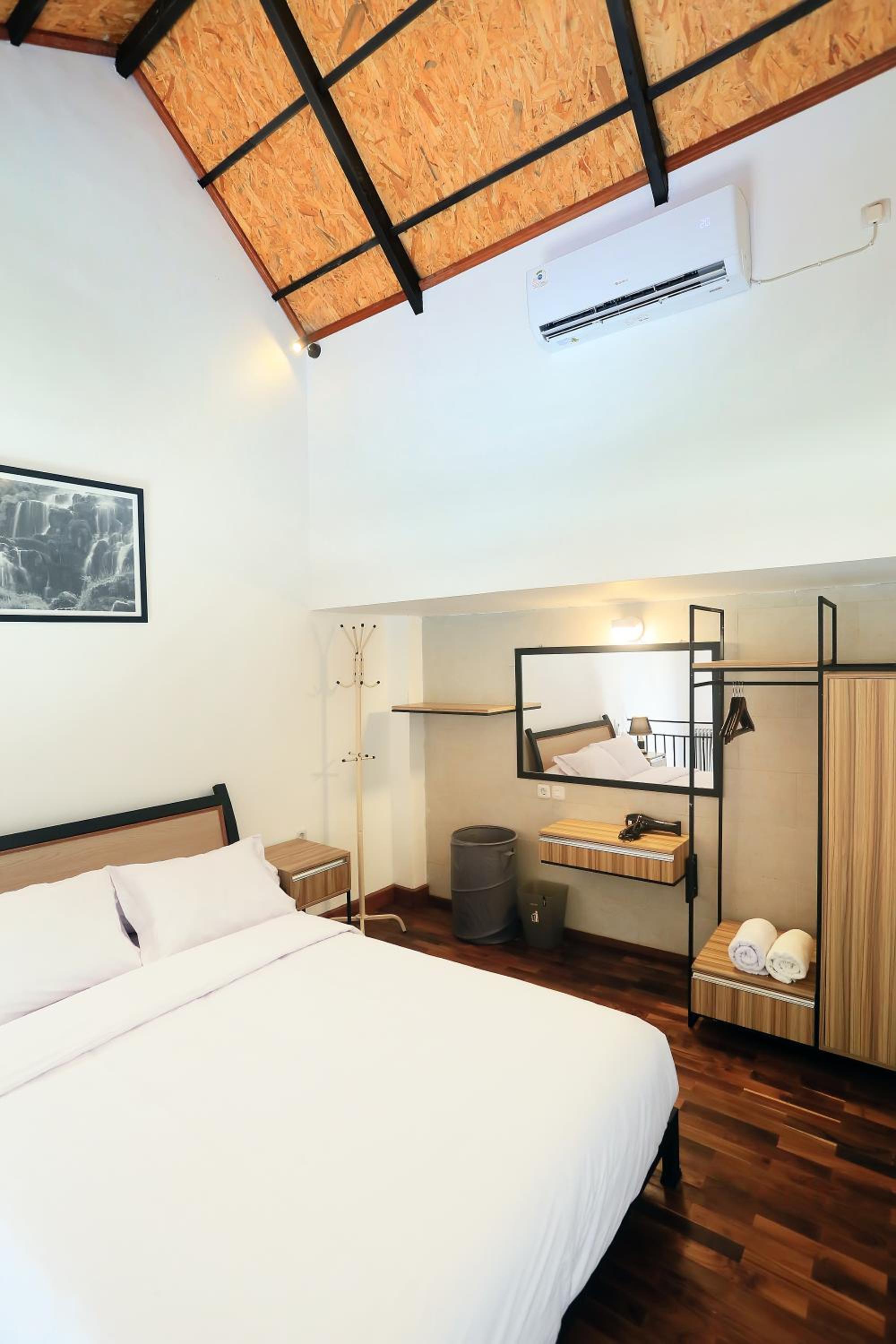Loft - Photo 18