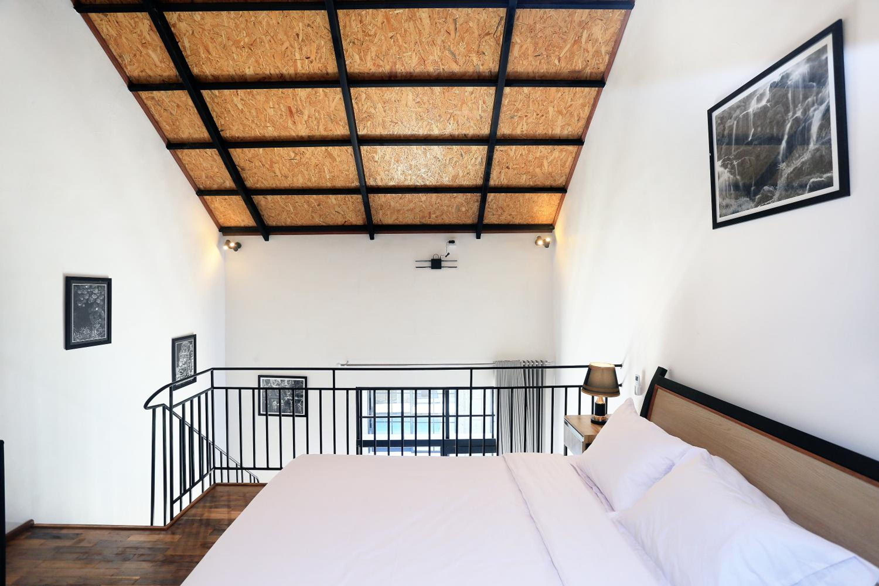 Loft - Photo 9
