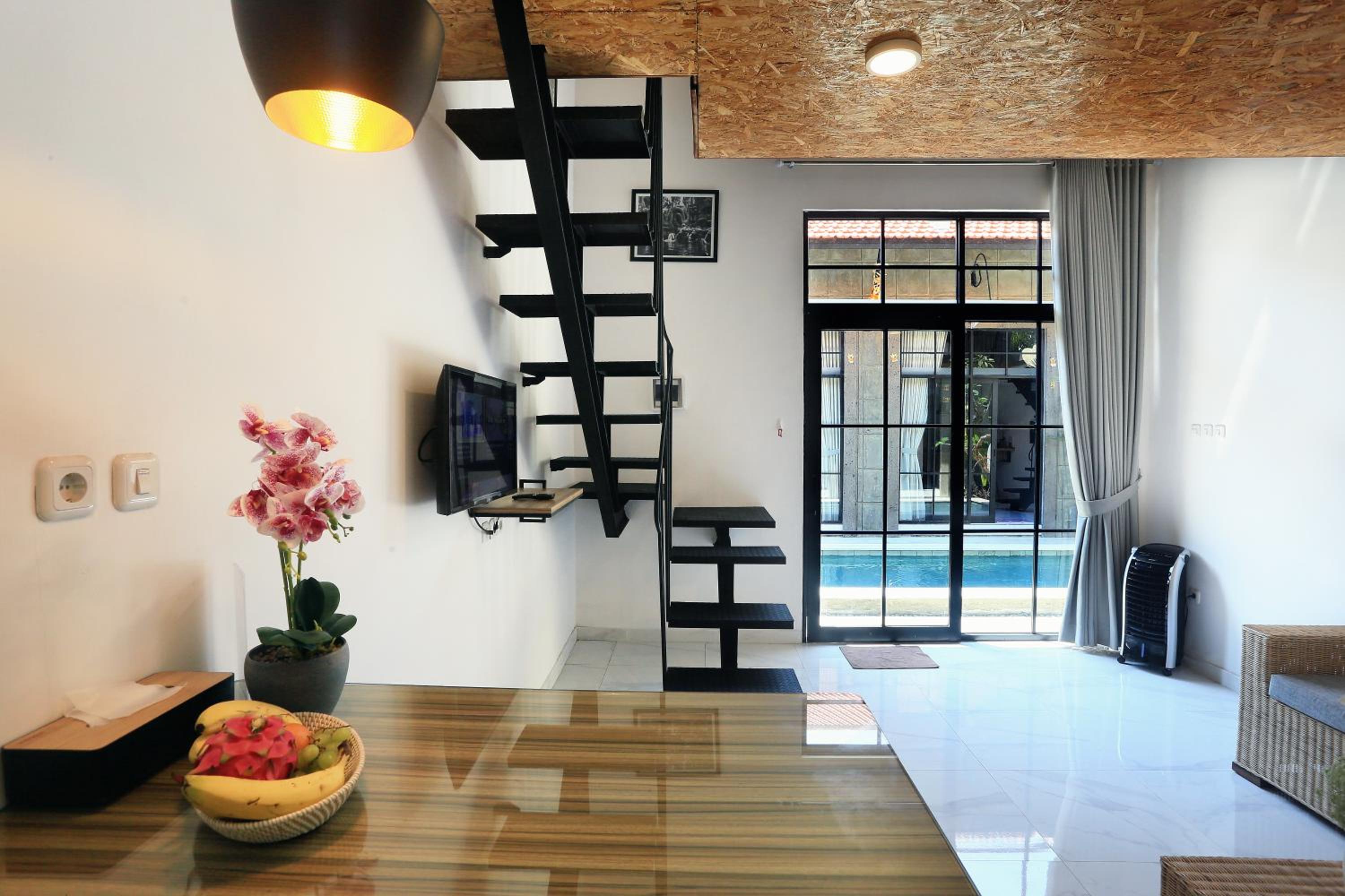 Loft - Photo 5