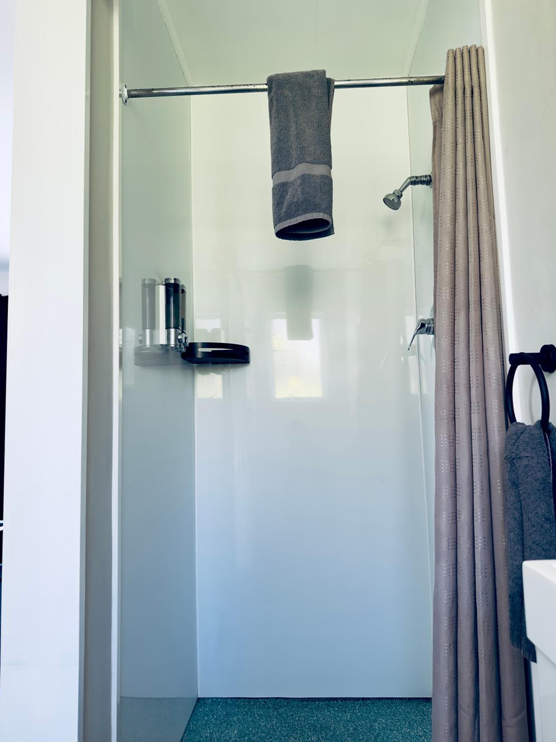 Double Room with Garden View - Photo 6