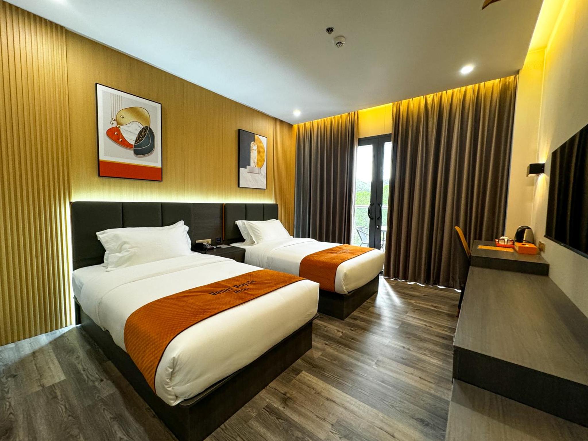 Deluxe Twin Room - Photo 1