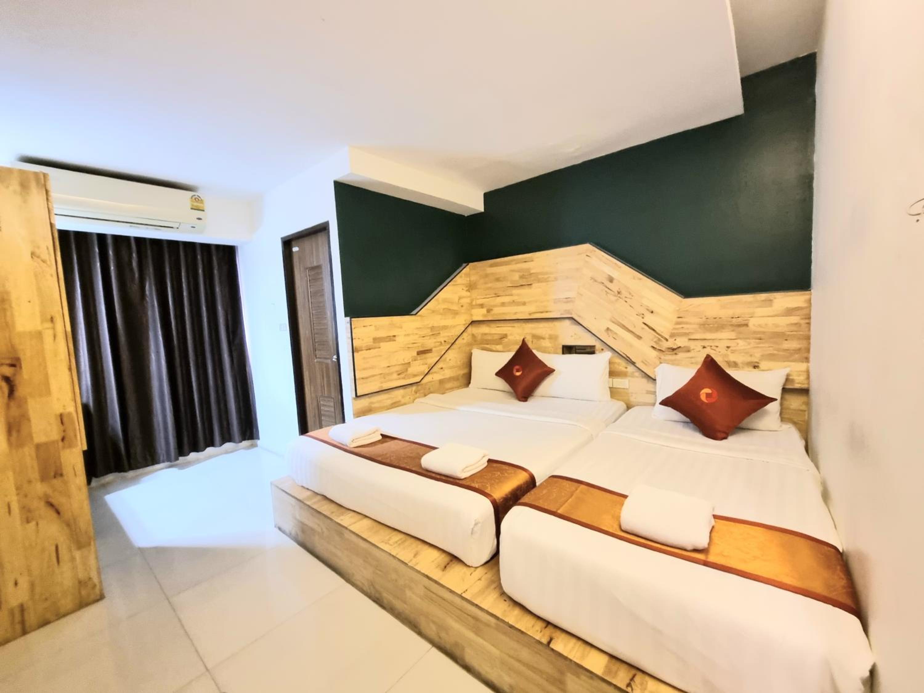 Standard Triple Room photo 2