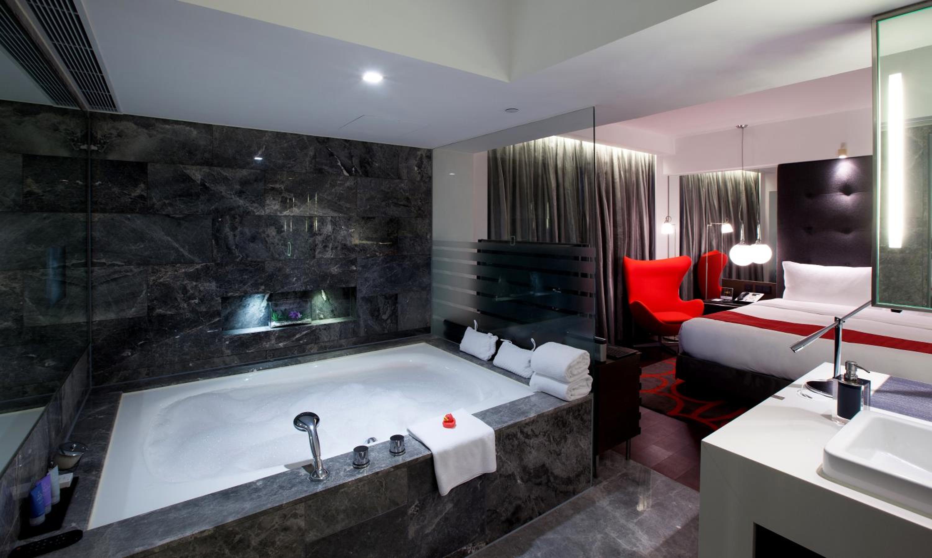 Spa Suite