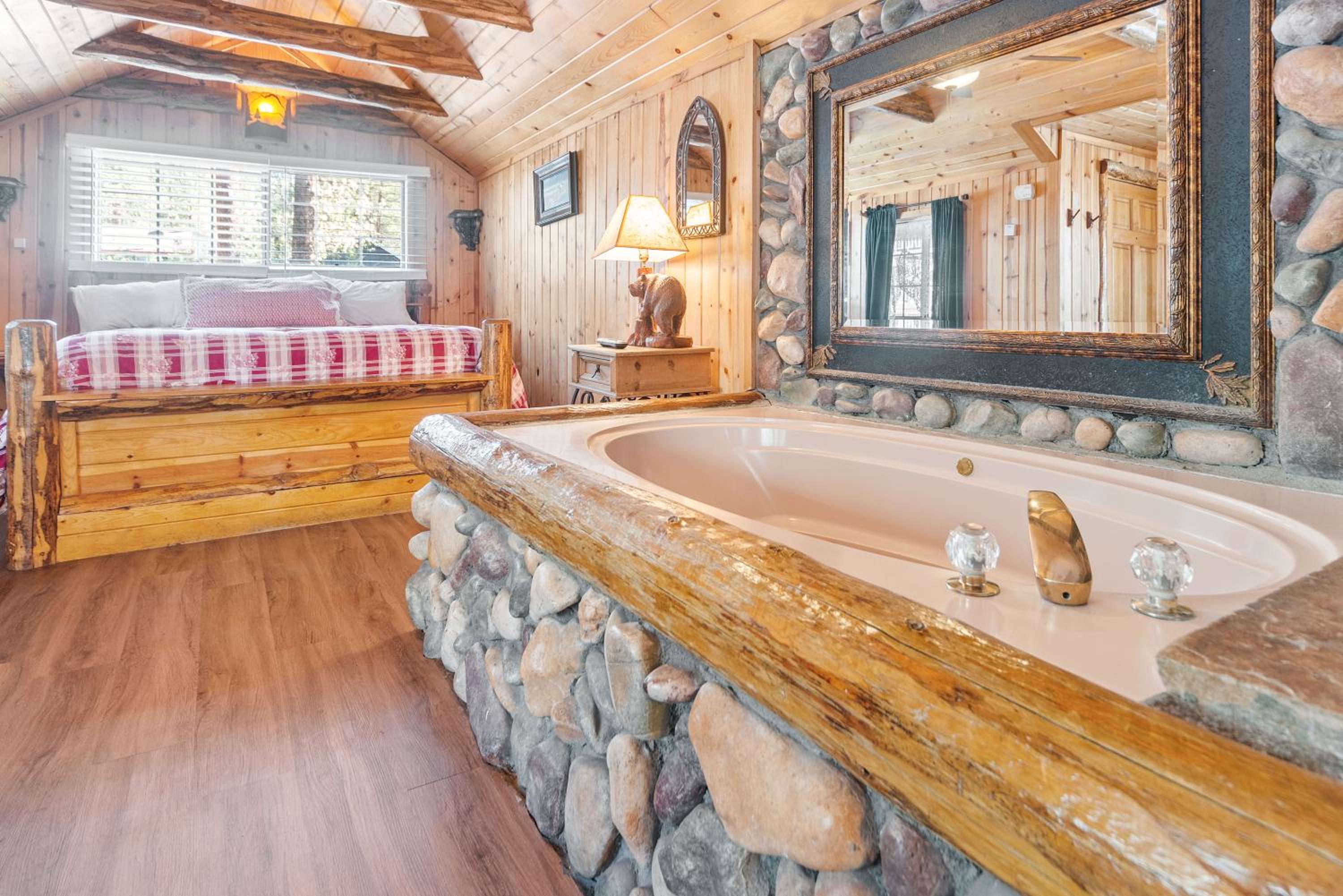 Cottage - Photo 1