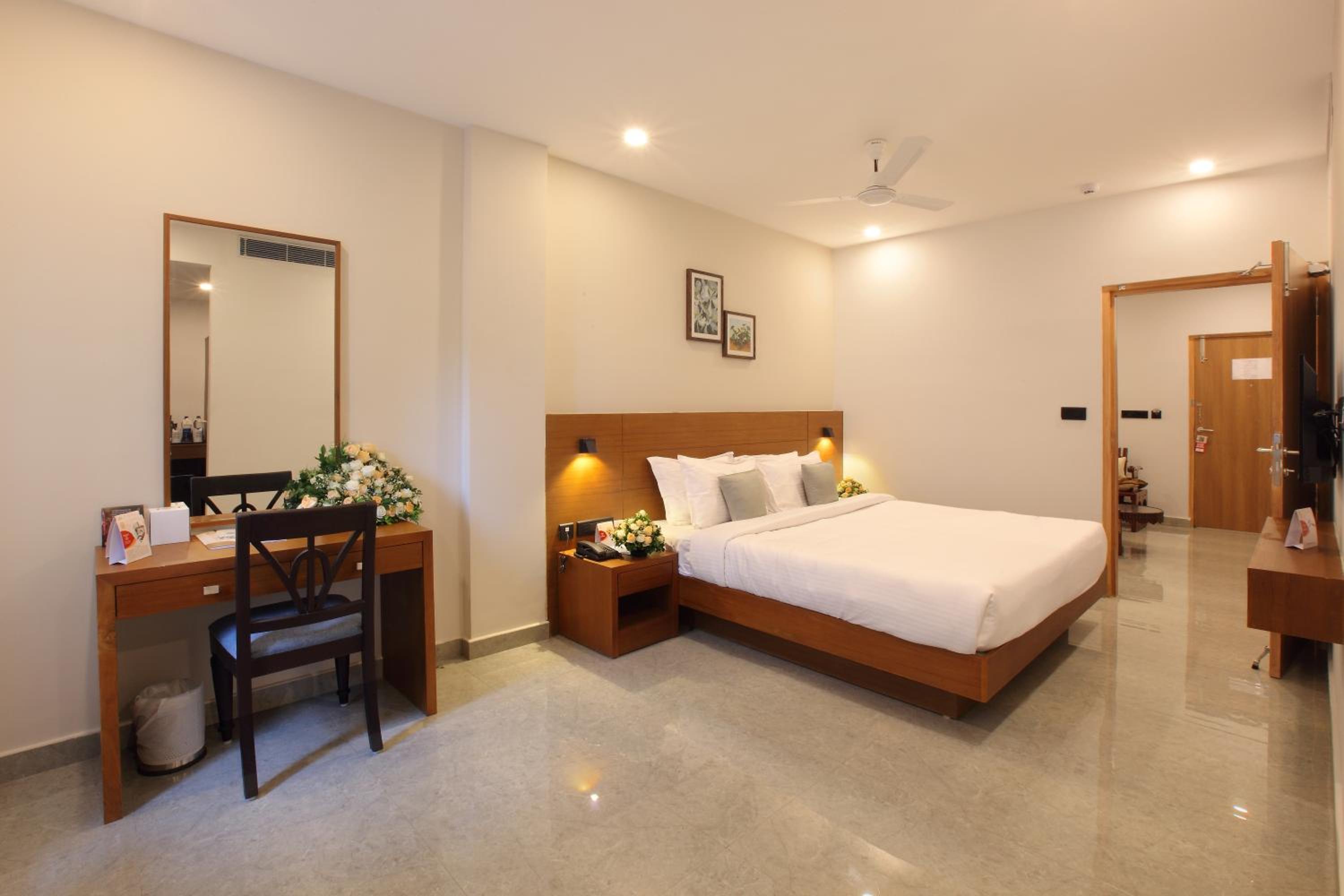 Superior King Room photo 1