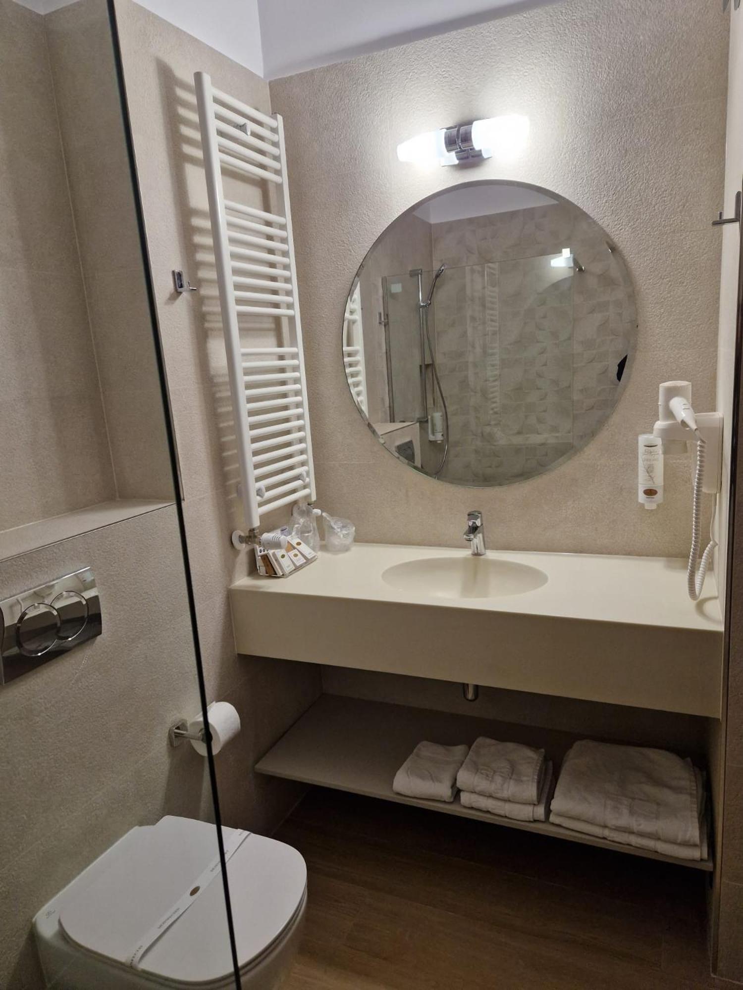 Executive Double Room - Photo 3