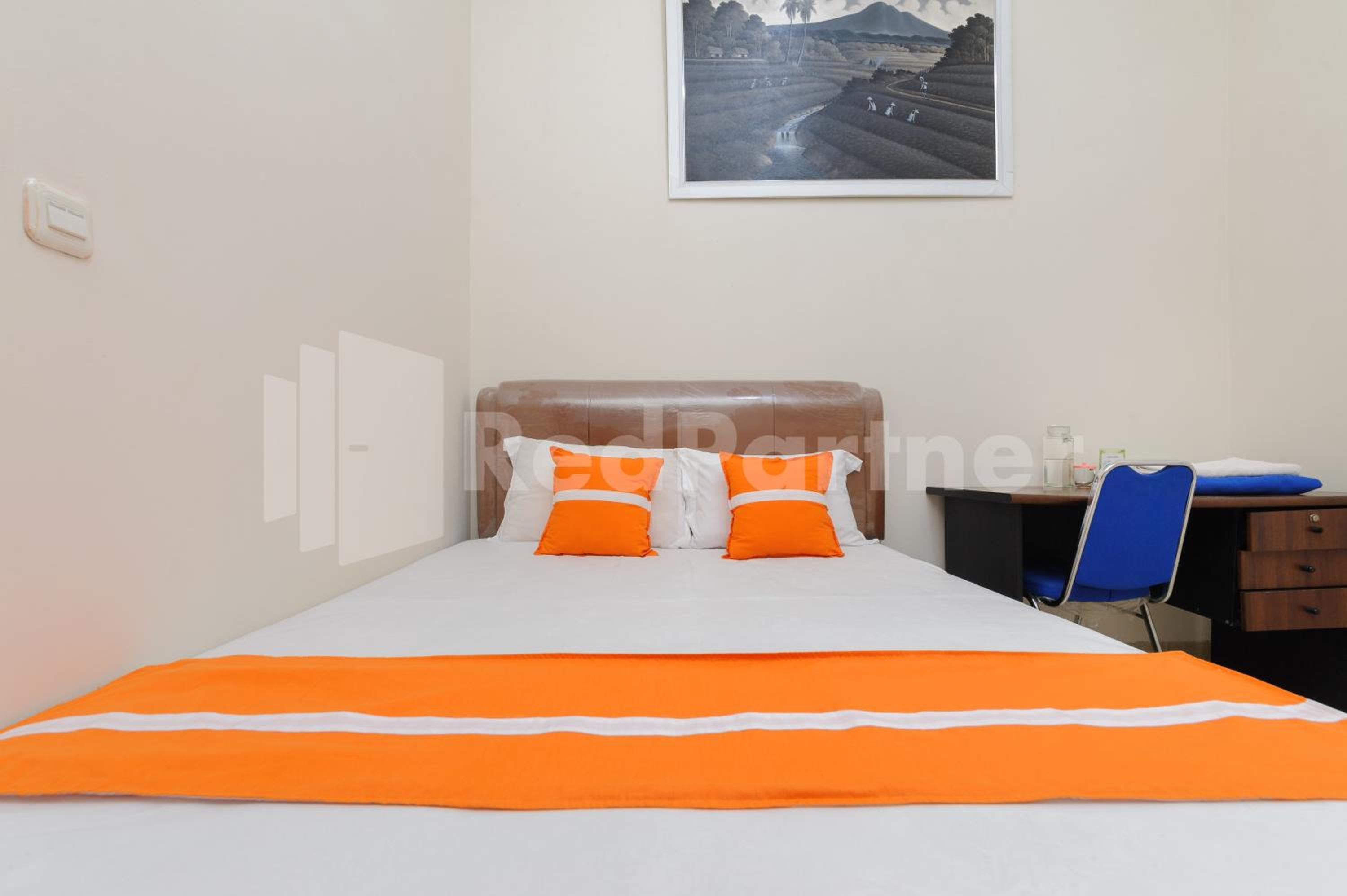 Twin Room - Photo 2