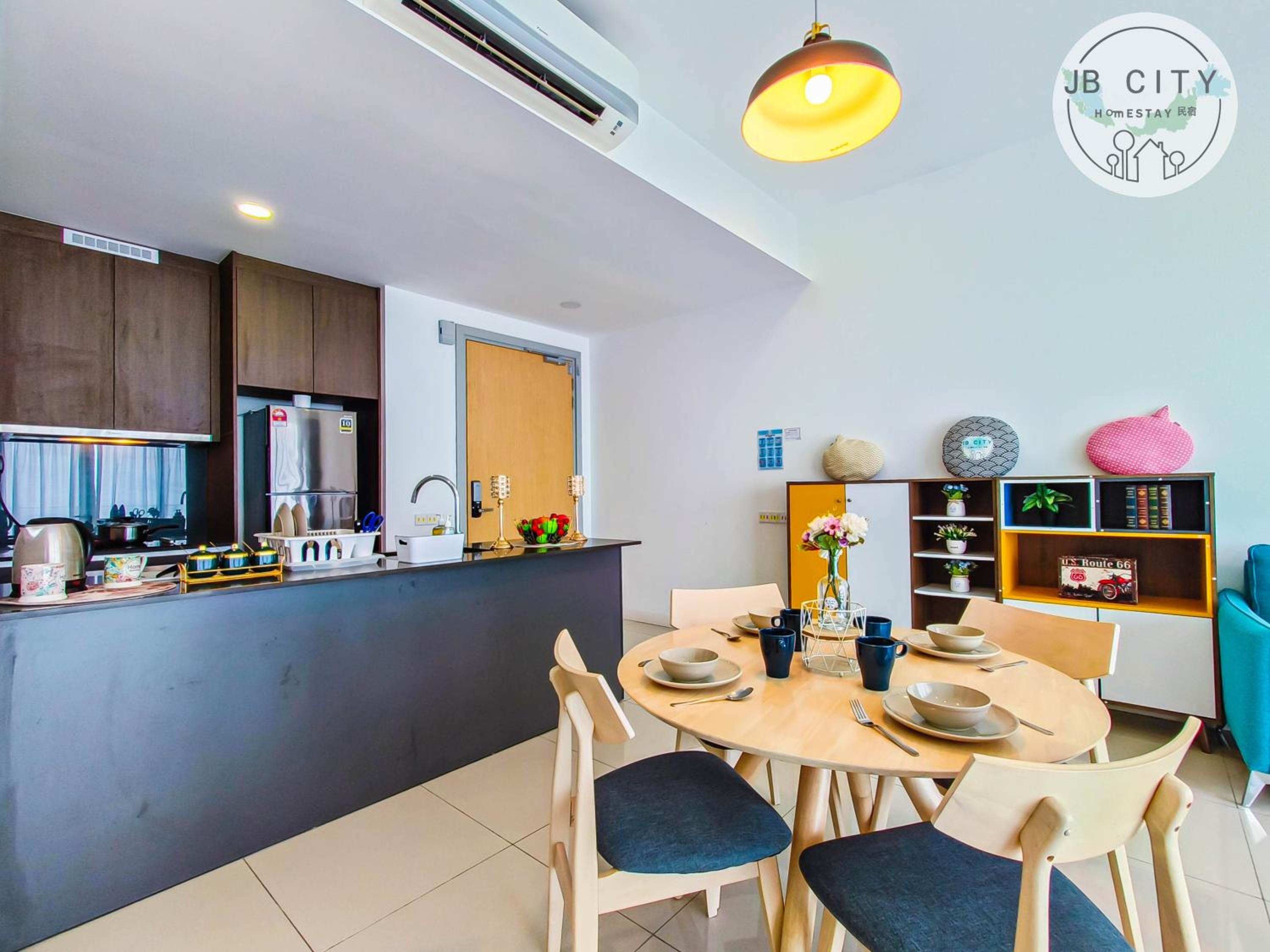 Three-Bedroom Apartment - Photo 9