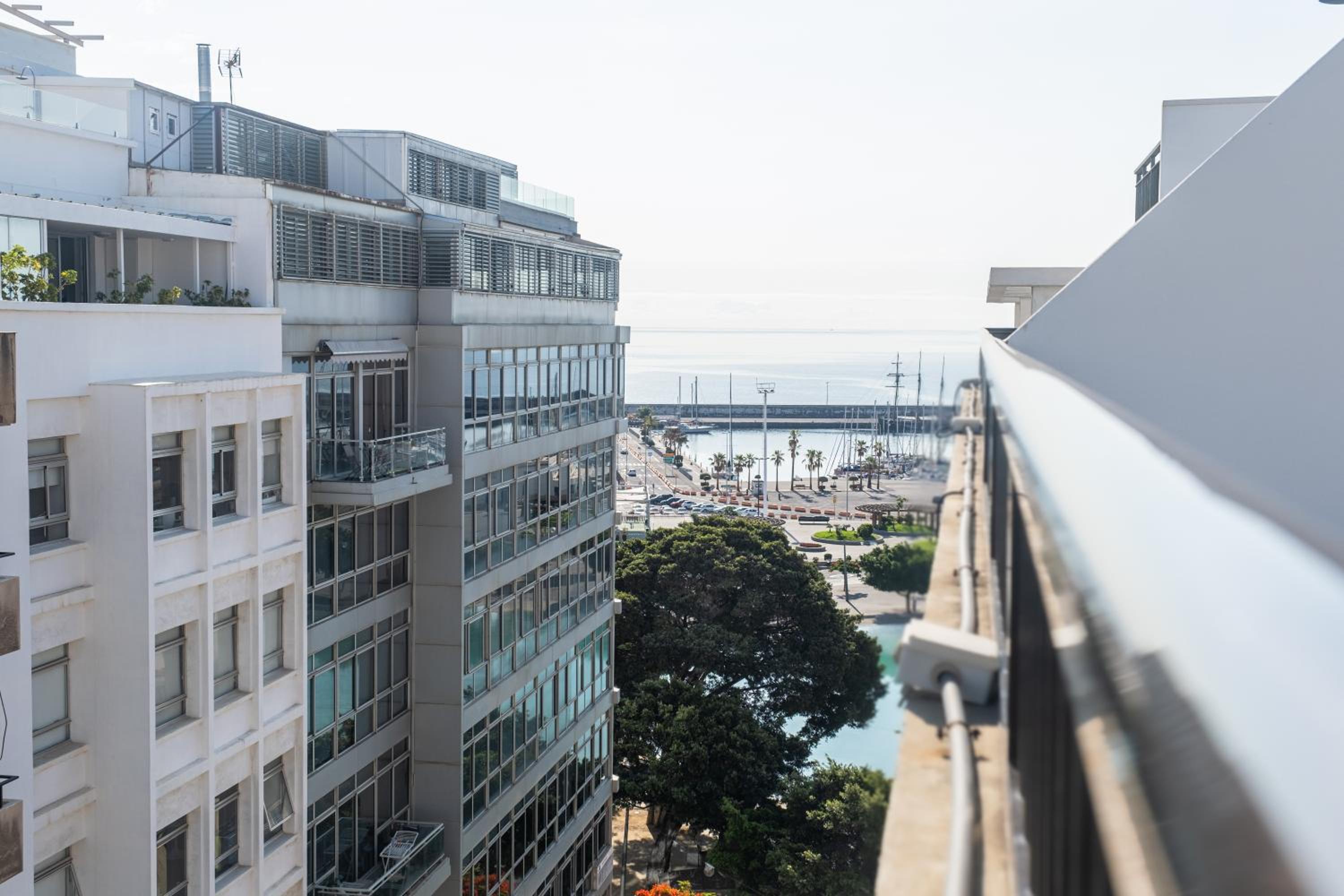 Exterior Double or Twin Room with City View