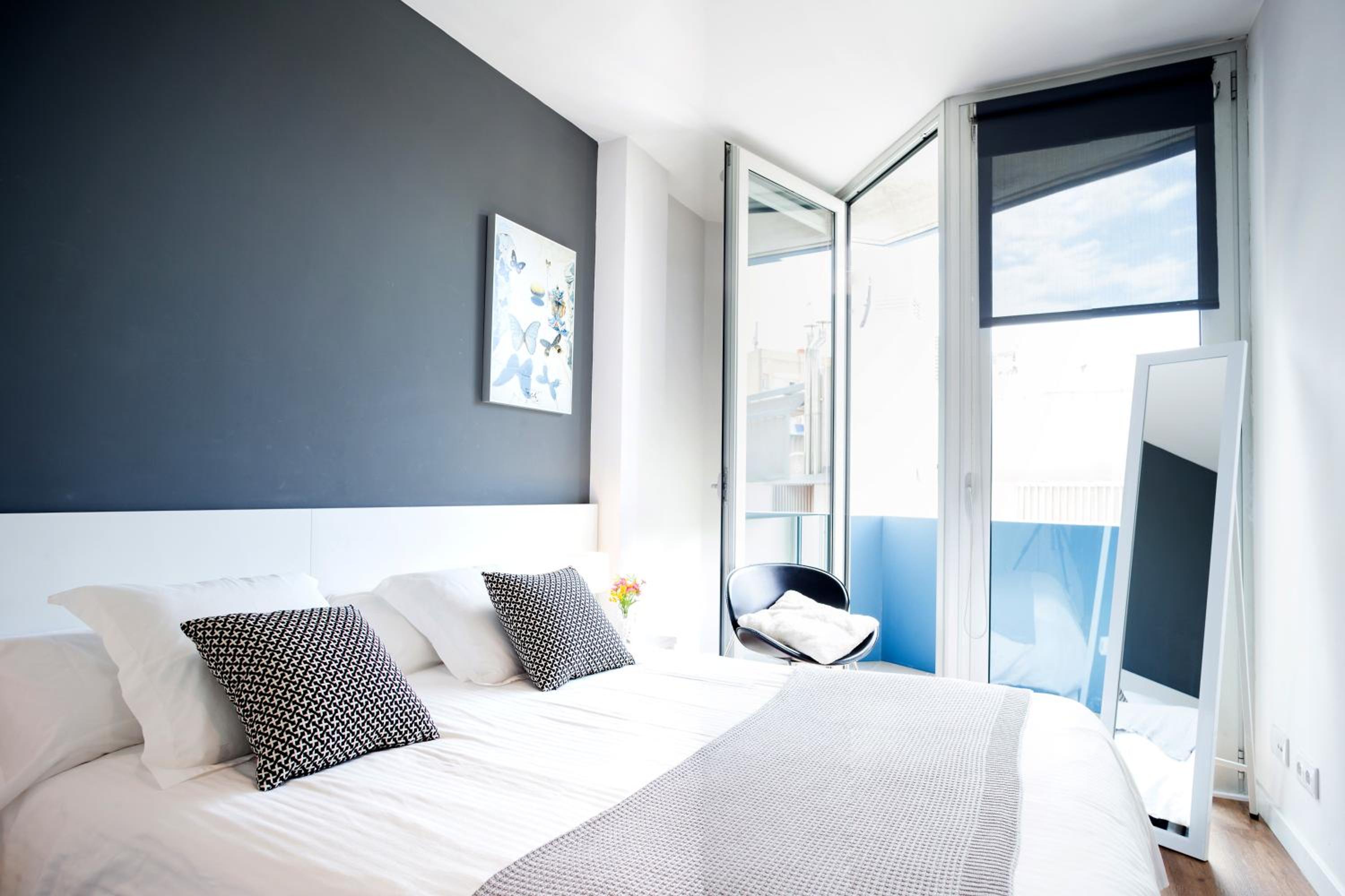 One-Bedroom Apartment - Bilbao 11 photo 2