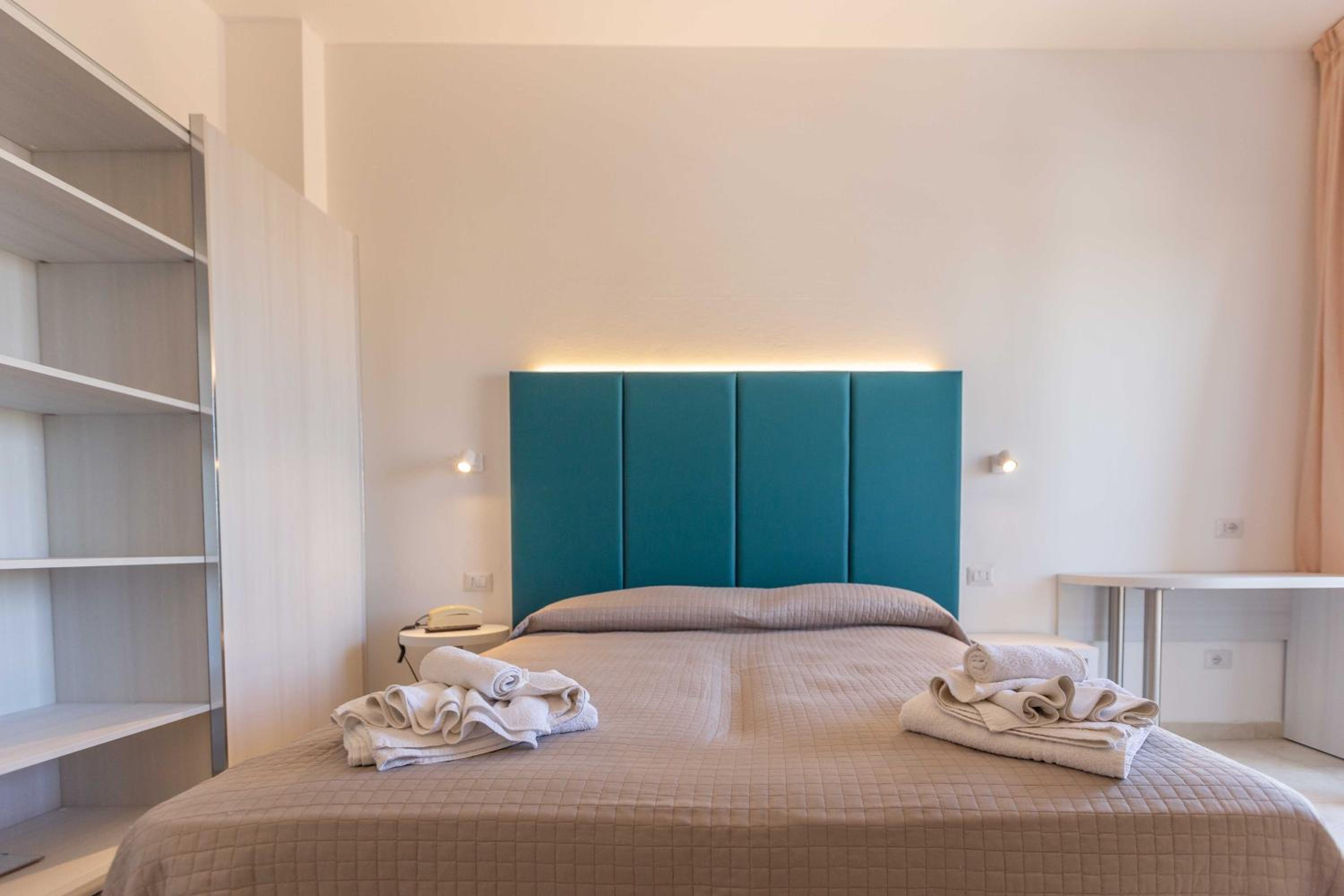 Triple Room - Photo 1