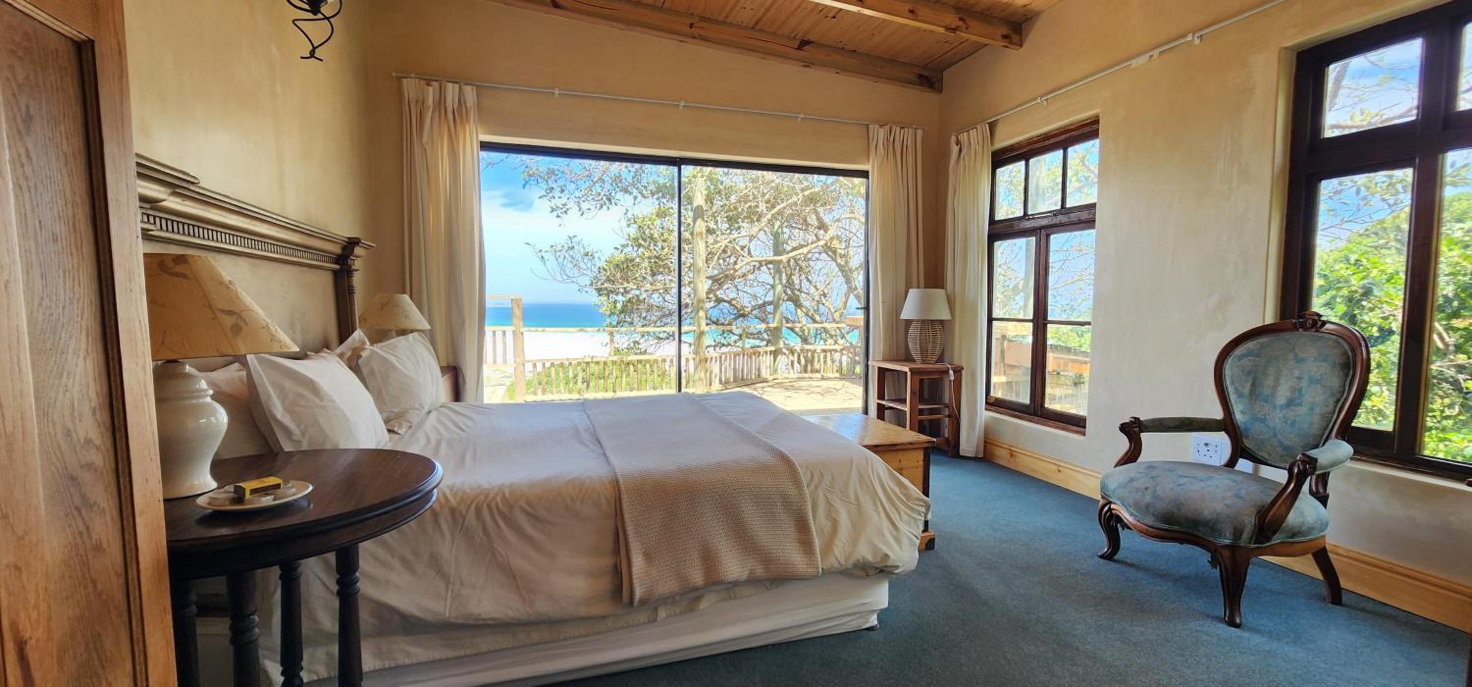 Deluxe Double Room with Balcony and Sea View photo 2