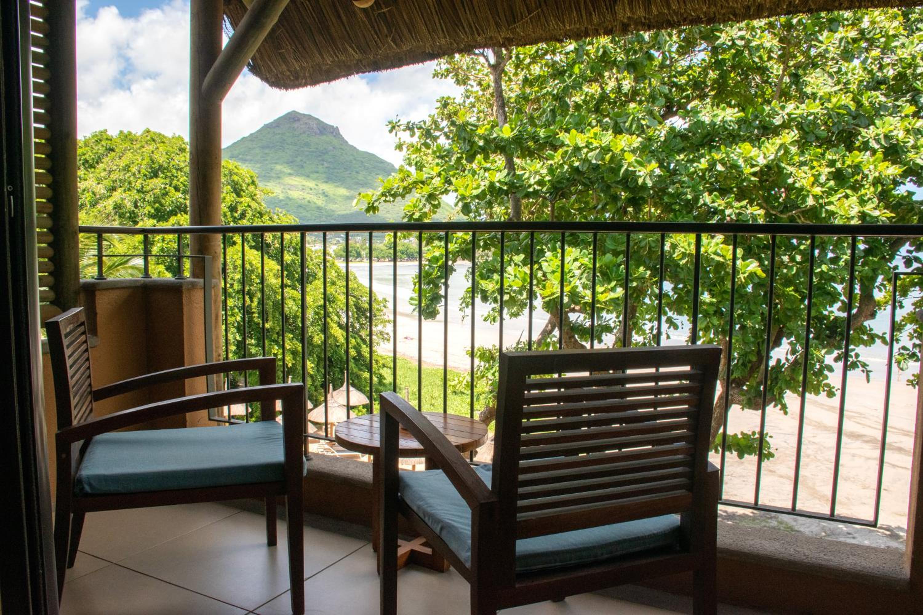 Deluxe Beach Front