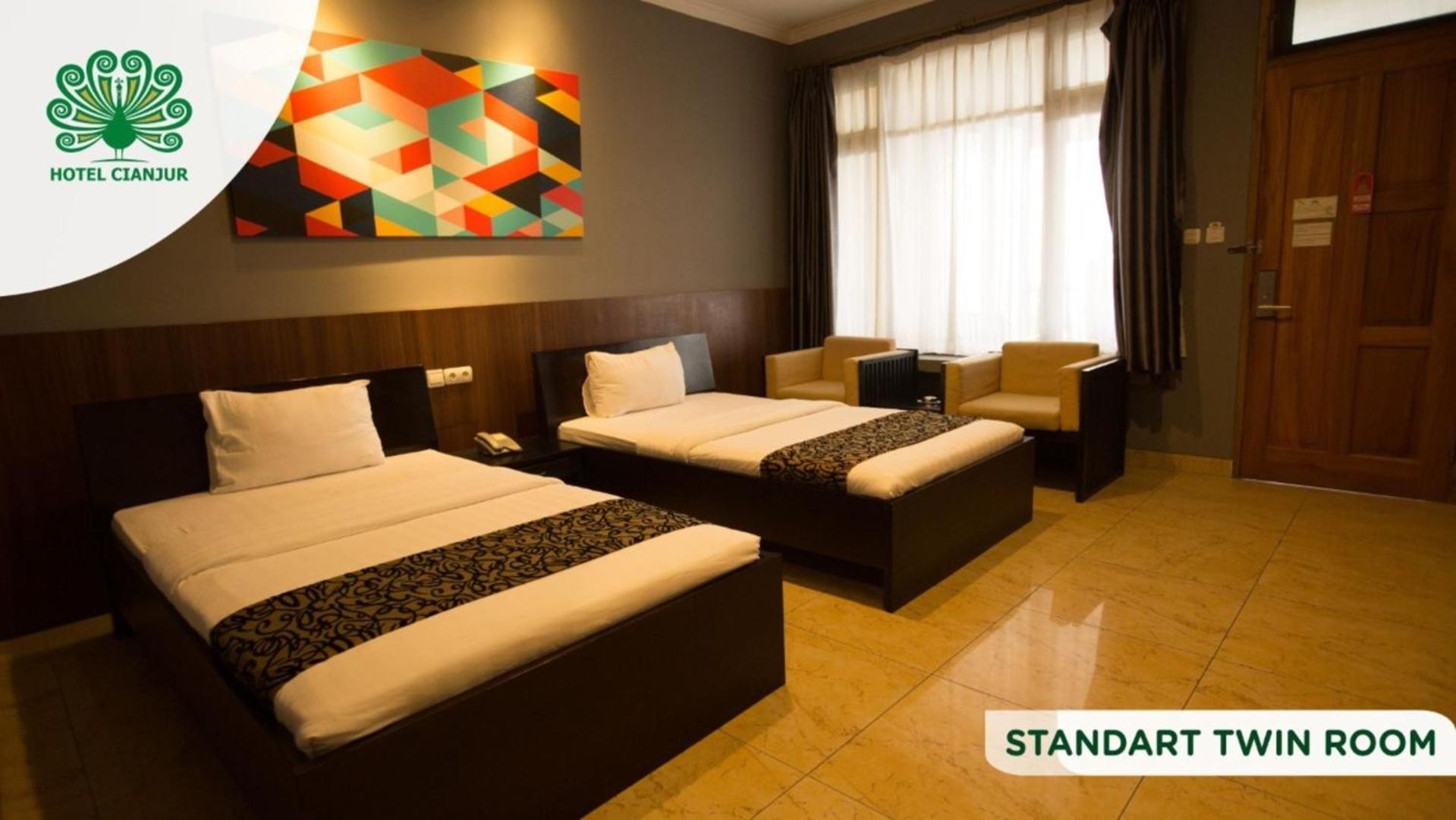 Standard Twin Room photo 2