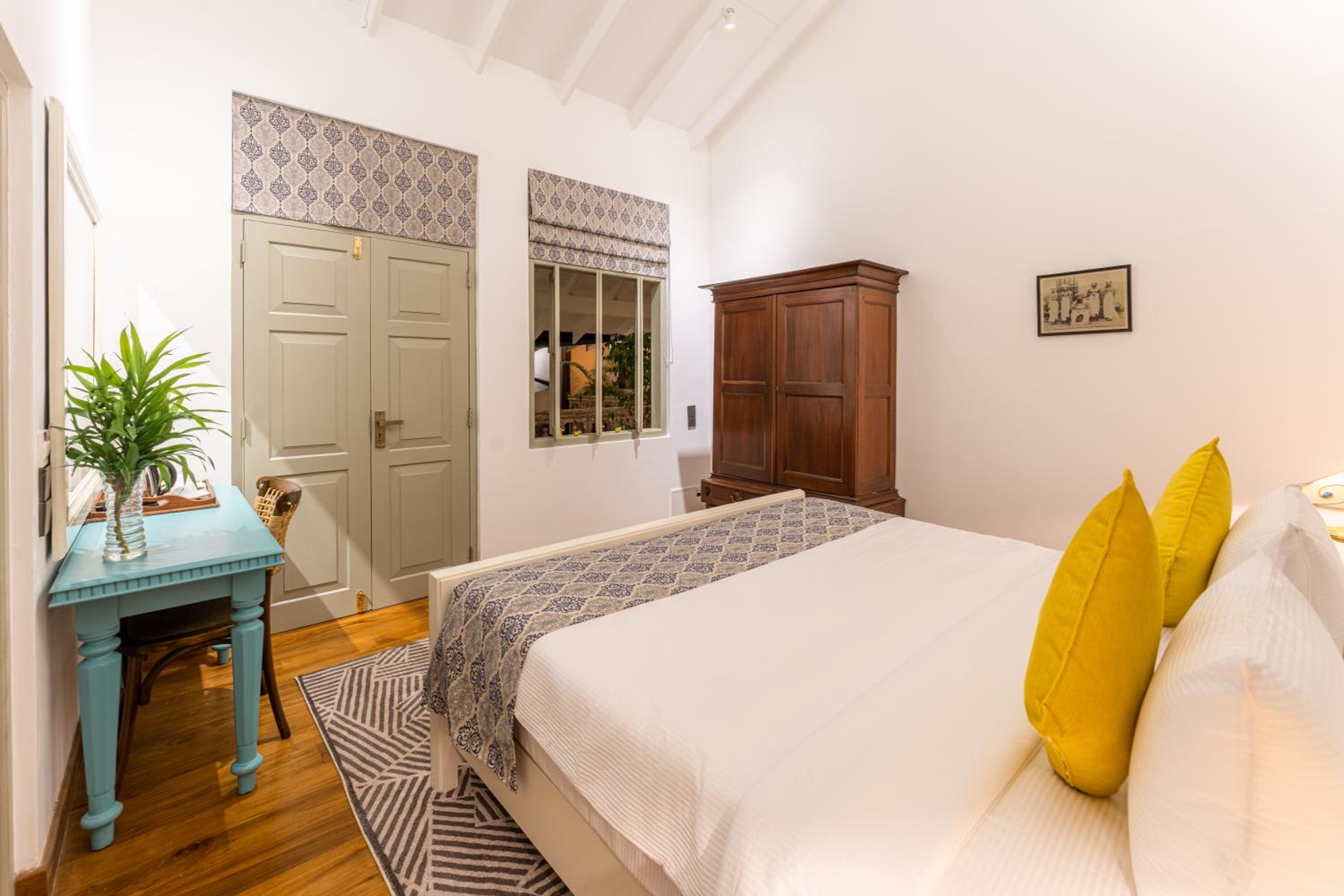 Deluxe Double Room with Bath photo 2