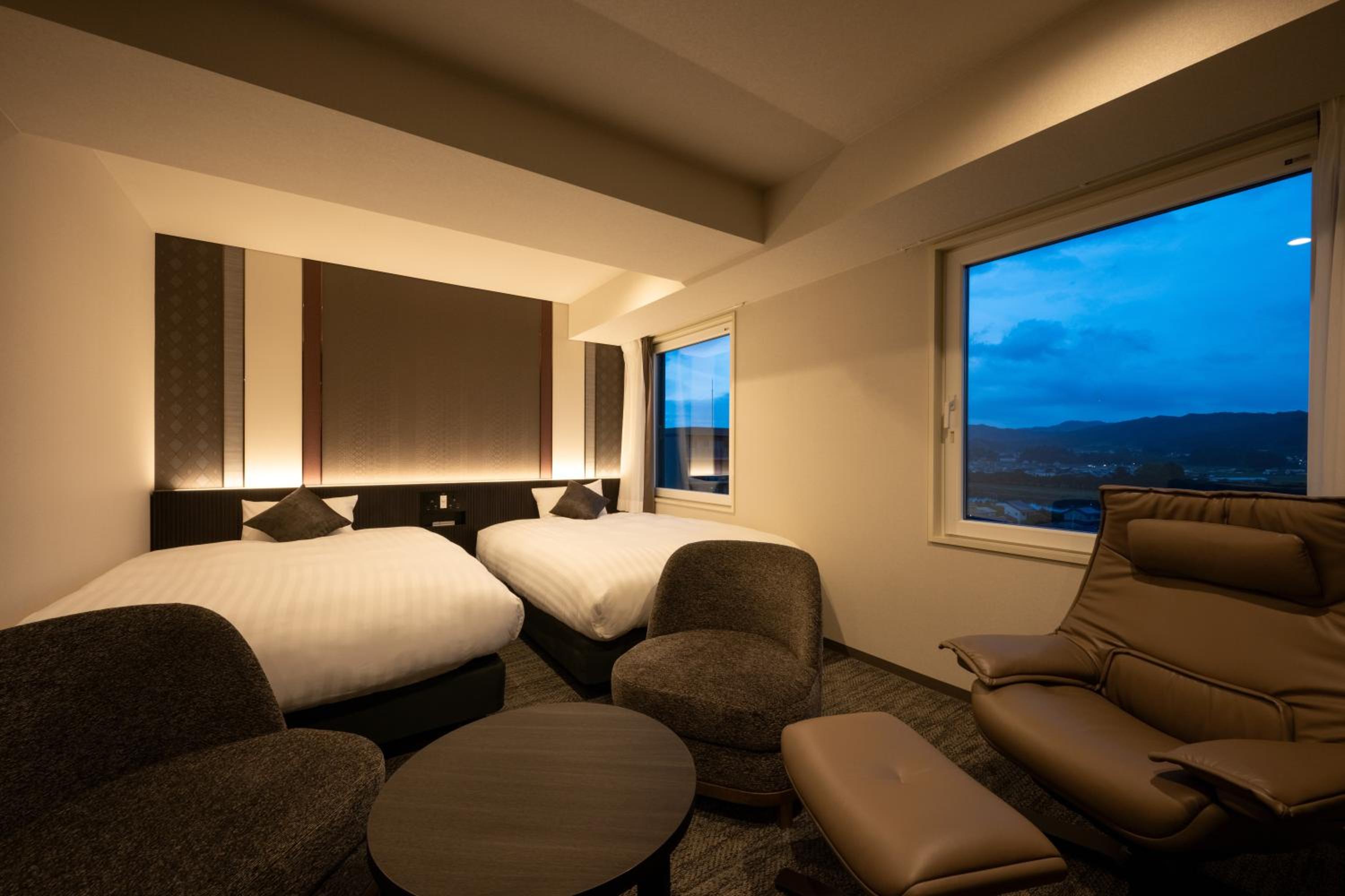 Executive Twin Room - Non-Smoking - Photo 1