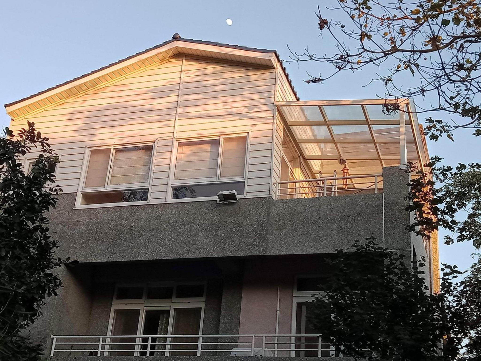 Villa photo 2