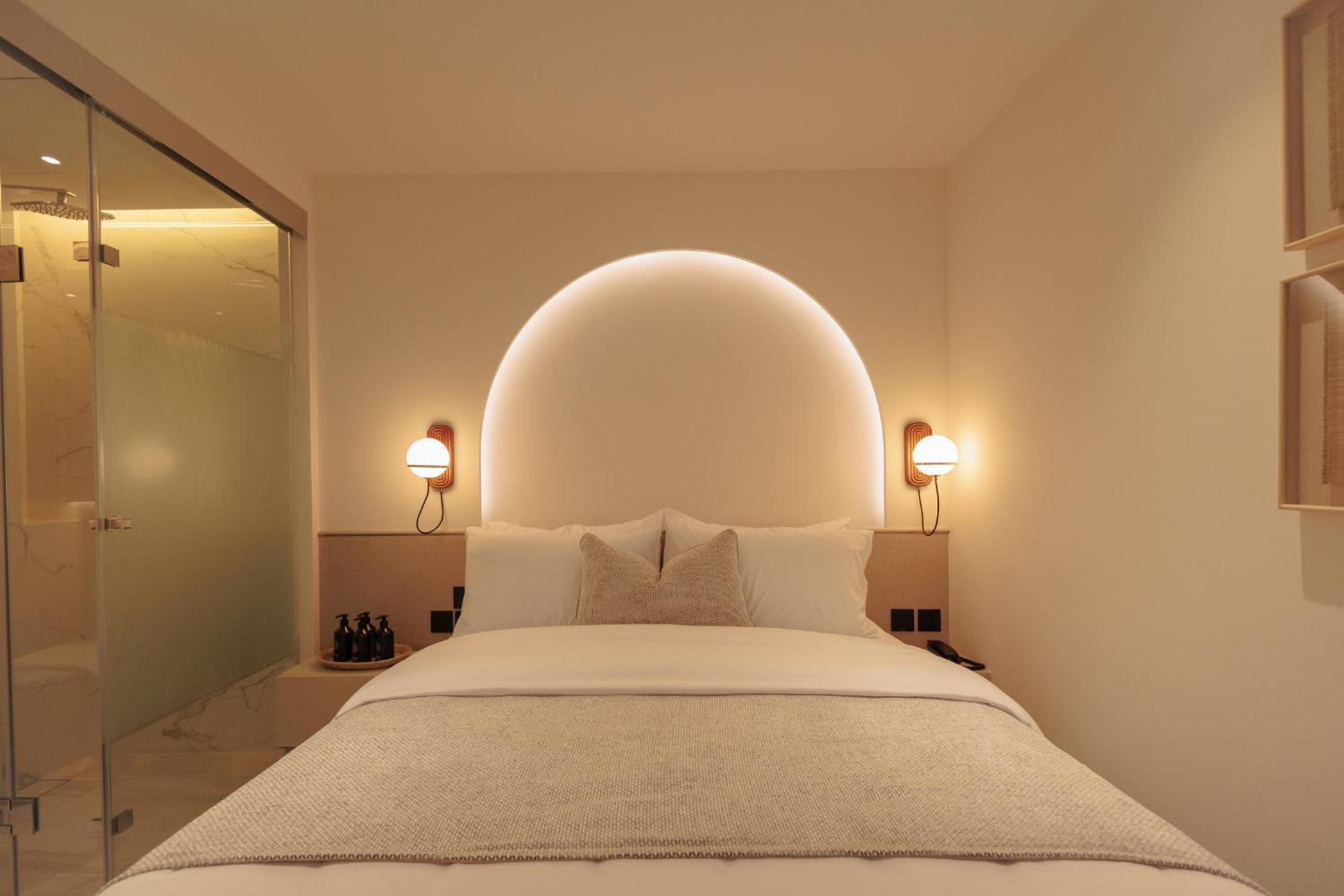 Studio Room with Double Bed  photo 2