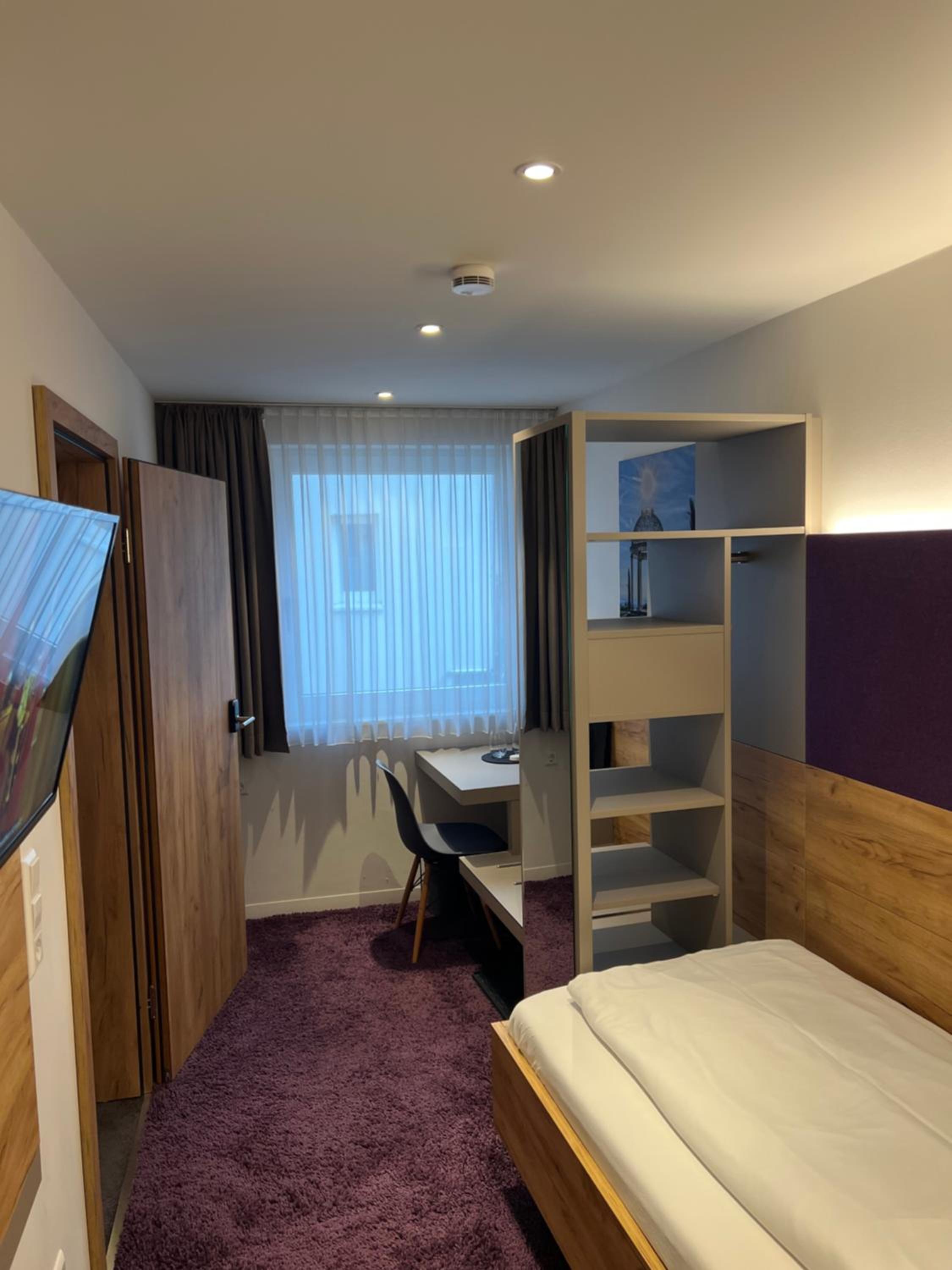 Single Room photo 1