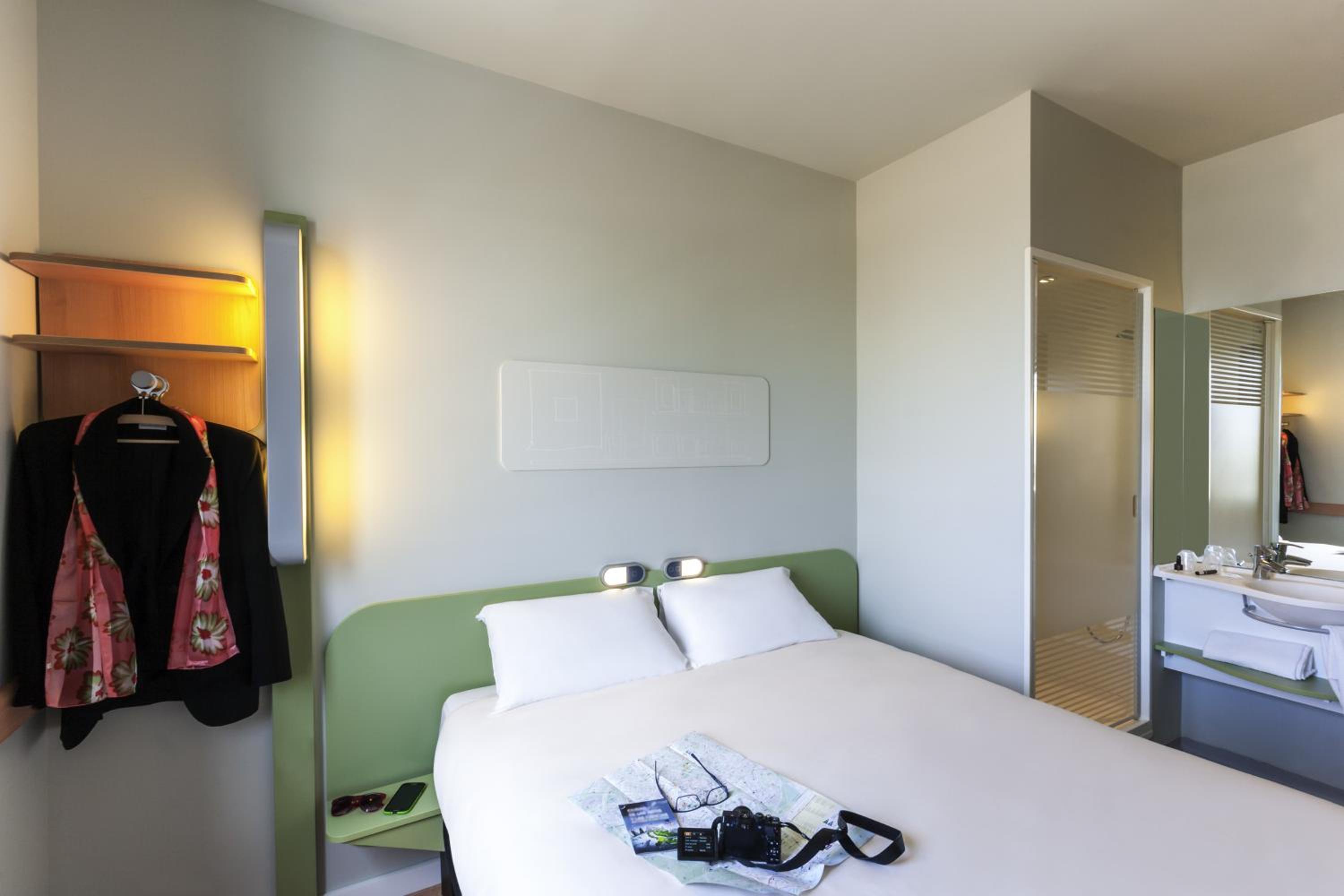 Queen Room - Photo 2