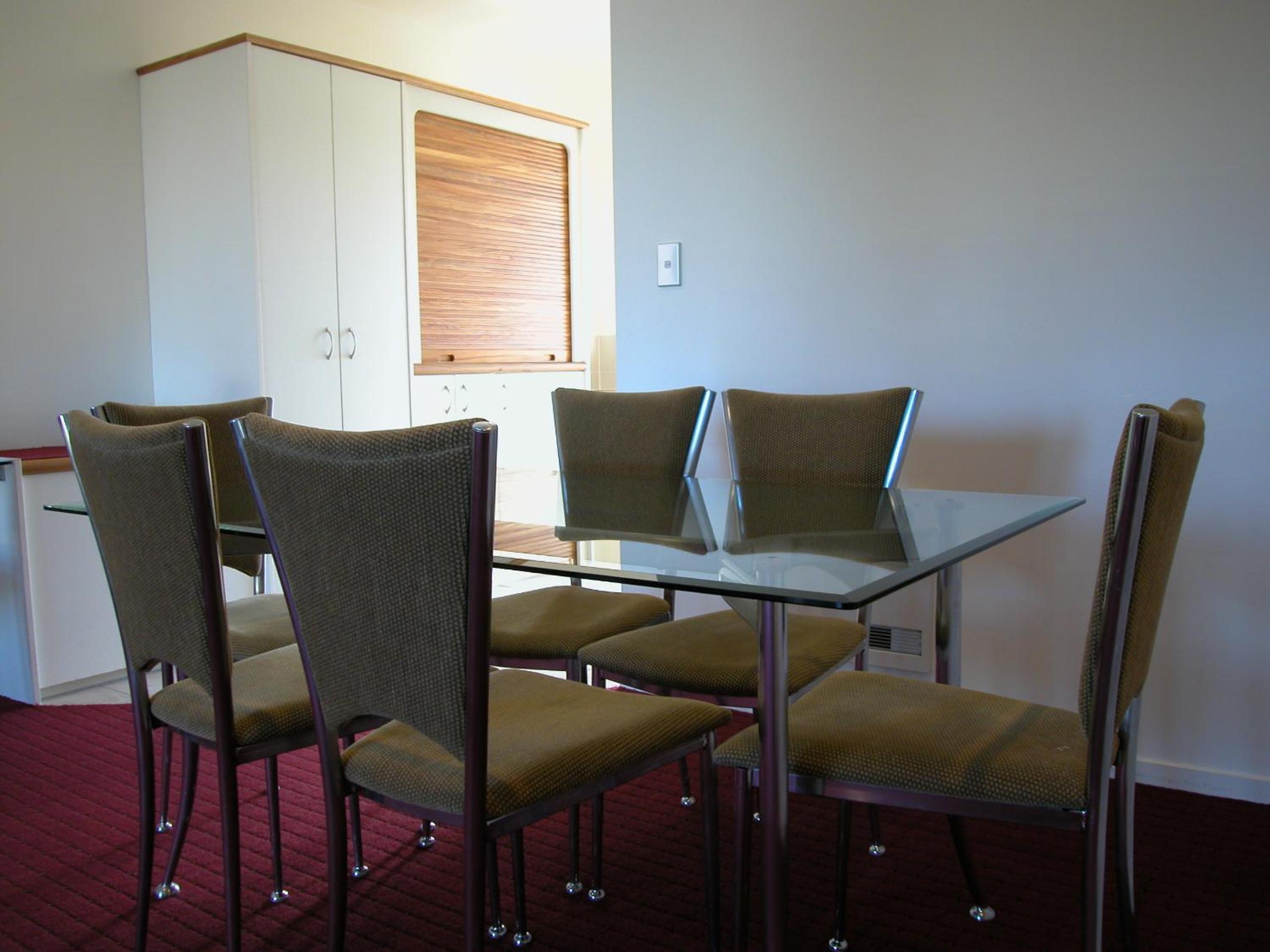 Two-Bedroom Suite - Photo 2