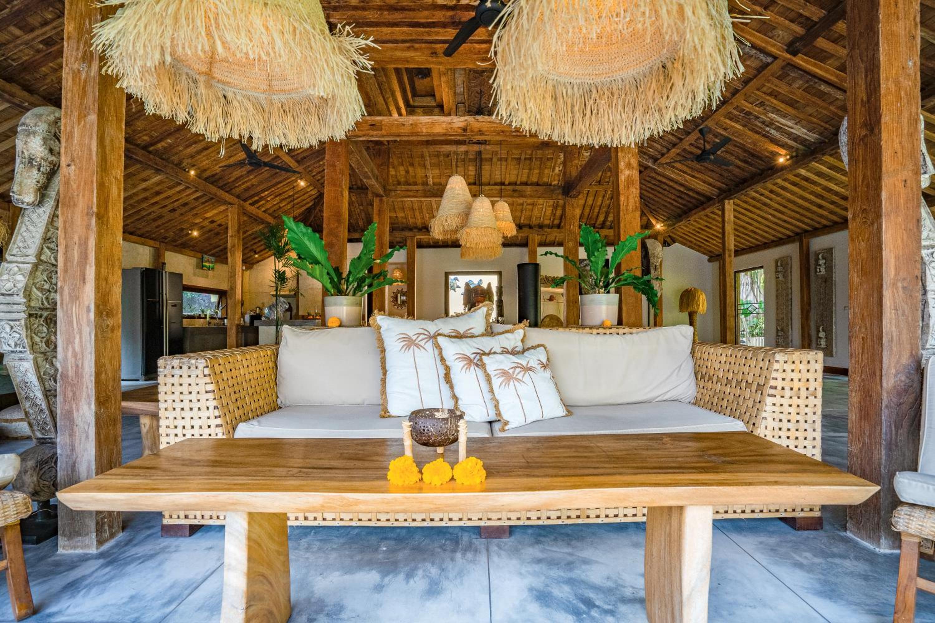 Three-Bedroom Villa photo 2