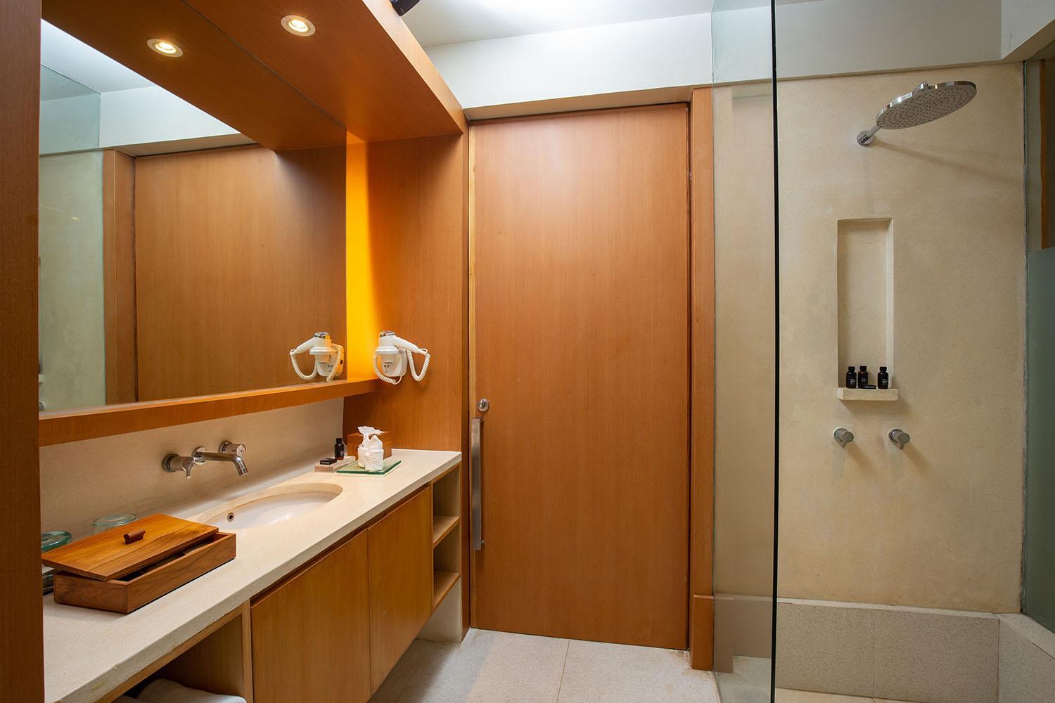 2-Bedroom Suite Pool View with Balcony - Photo 4