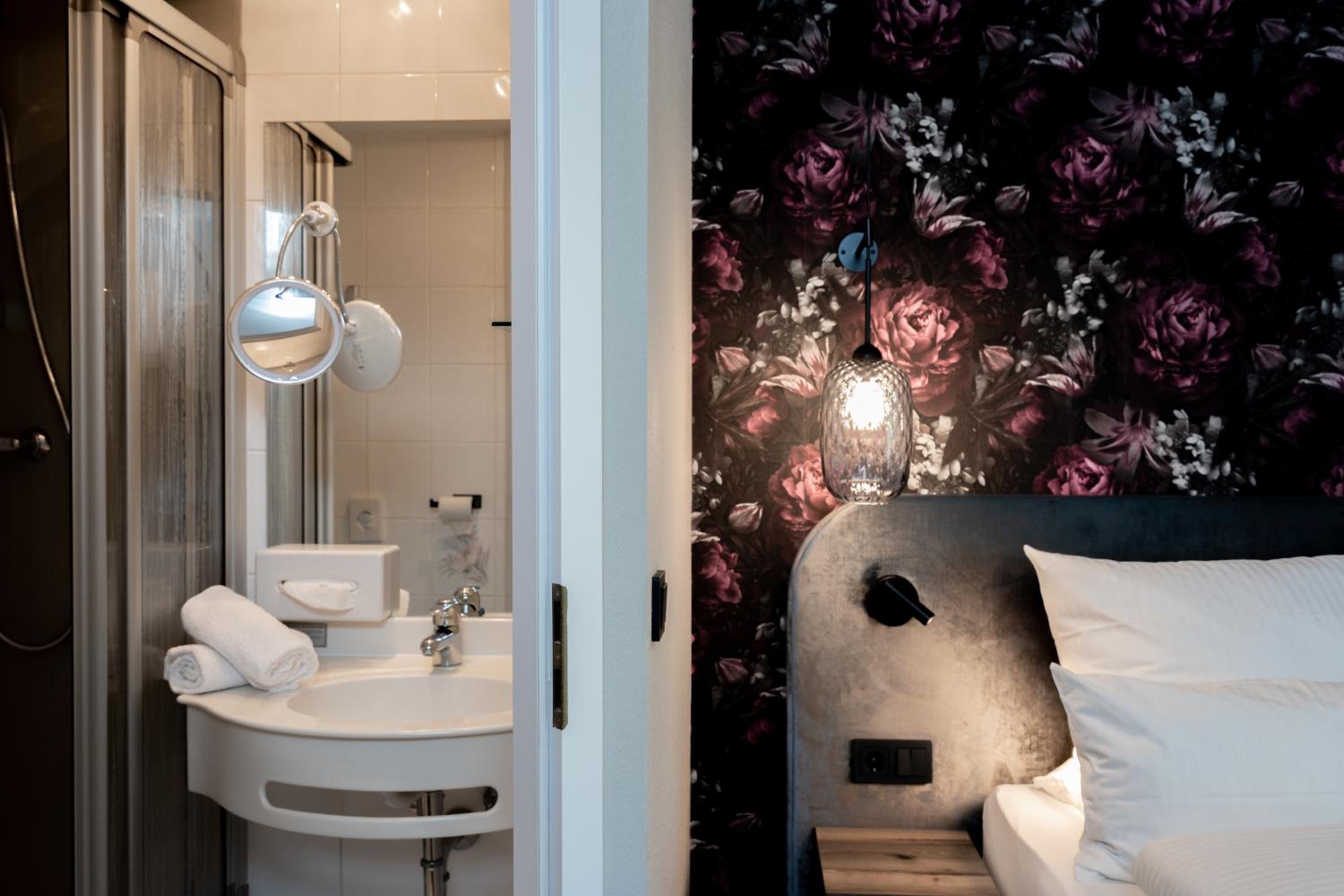 Double Room - Photo 2