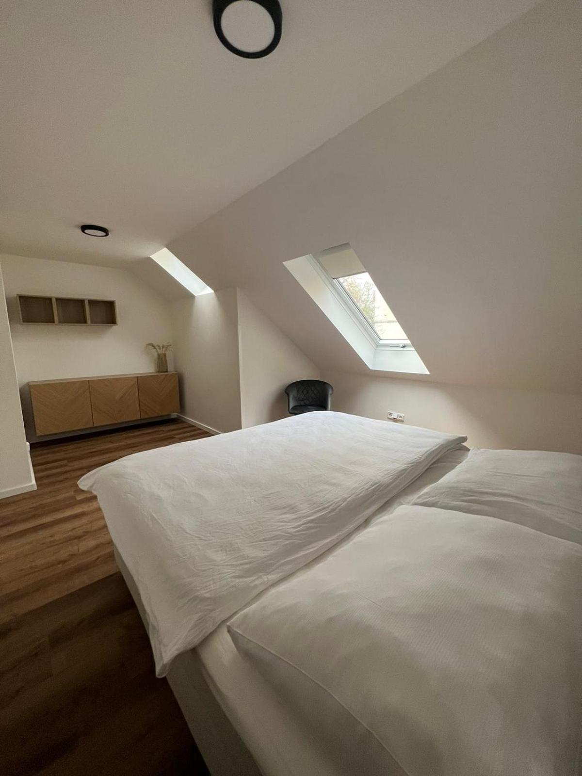 Deluxe Suite - Photo 6