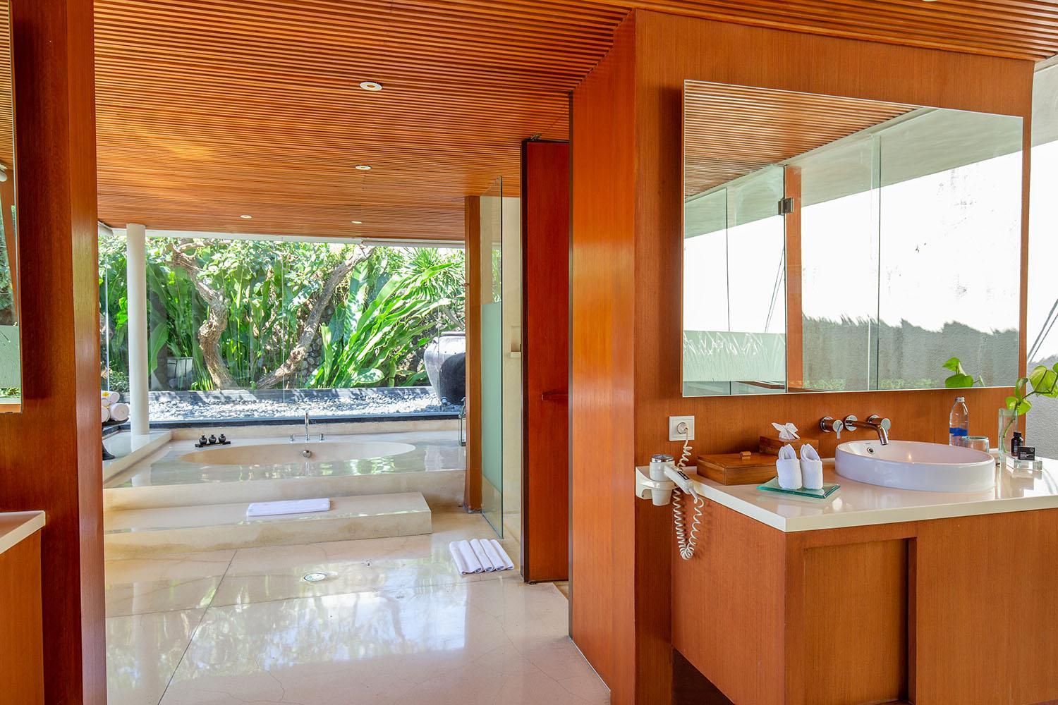 2-Bedroom Villa with Private Pool - Photo 7