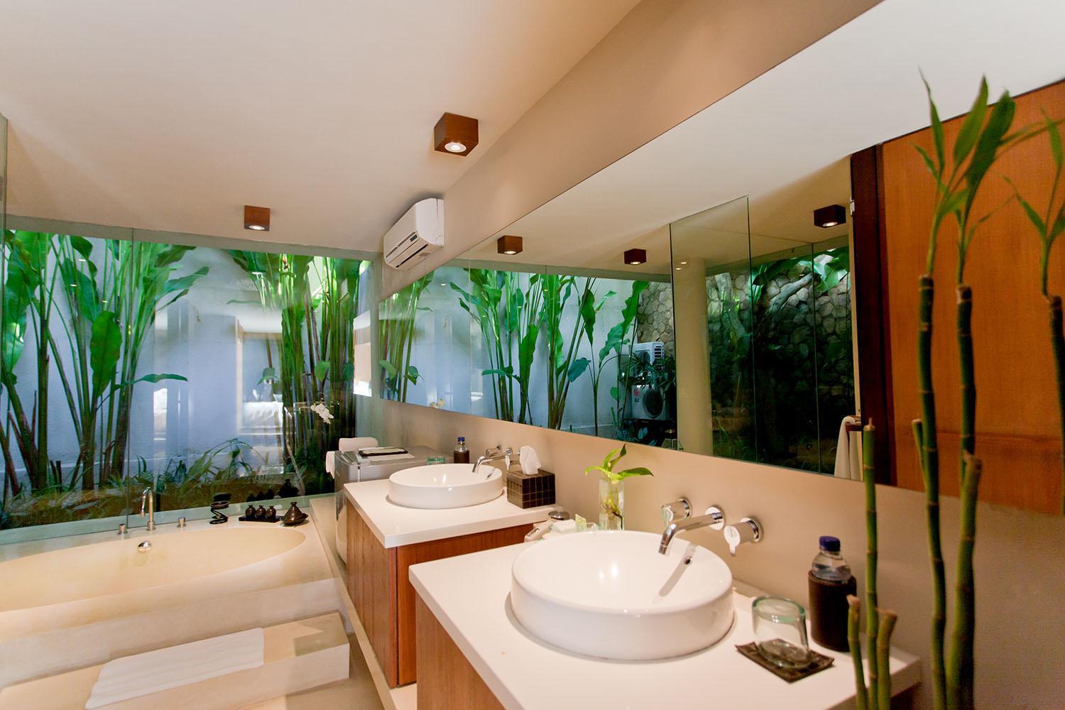 2-Bedroom Villa with Private Pool - Photo 2