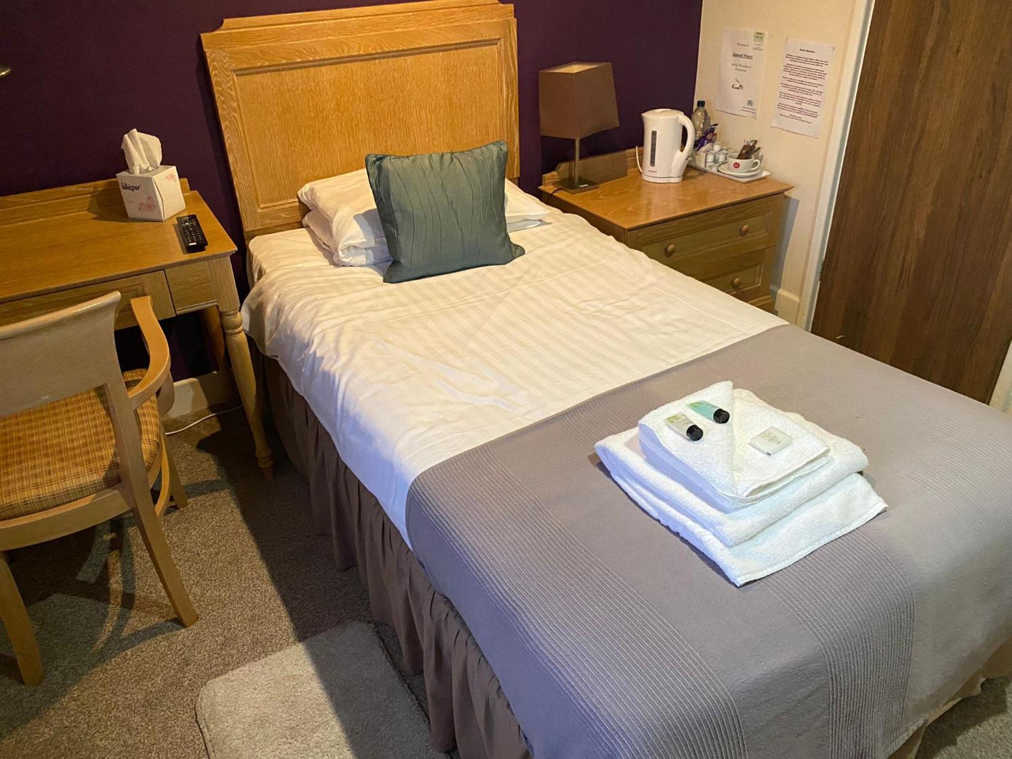 Single Room with Shower