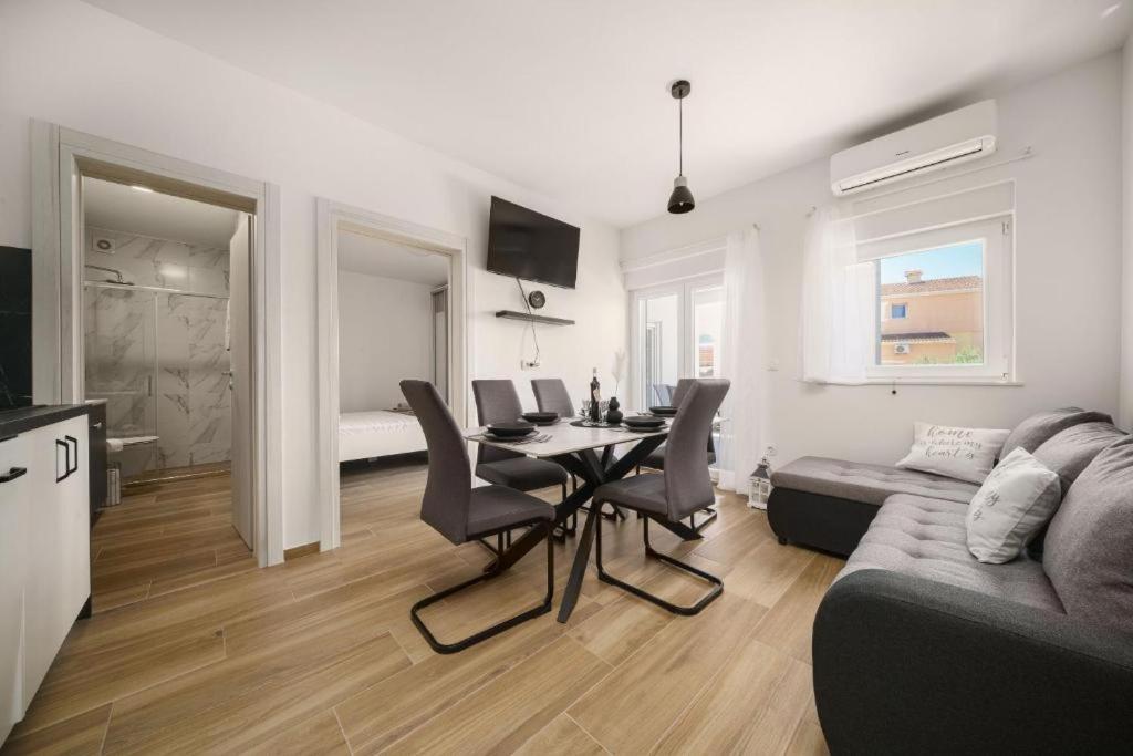 Two-Bedroom Apartment photo 1