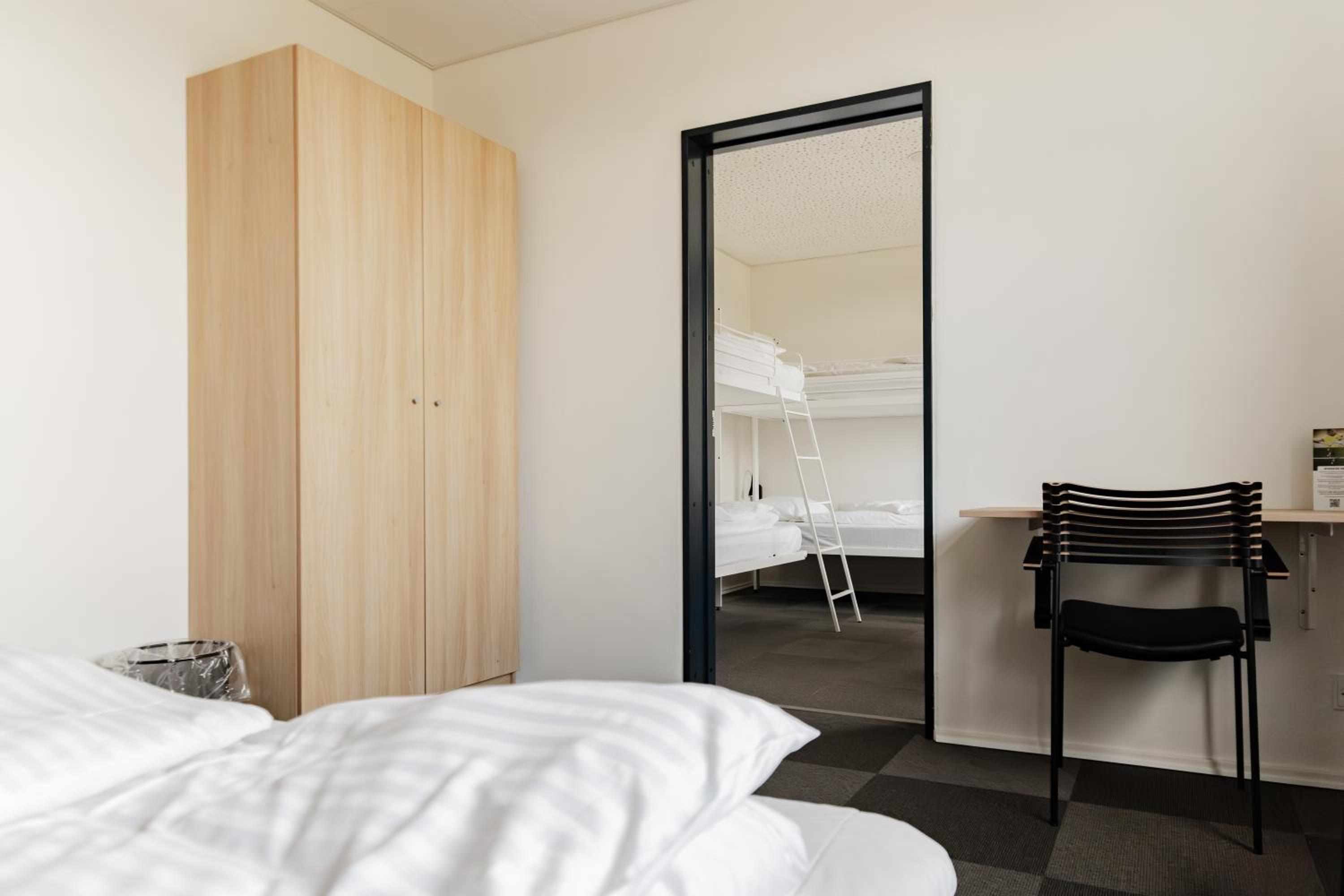 Family Junior Suite - Photo 13