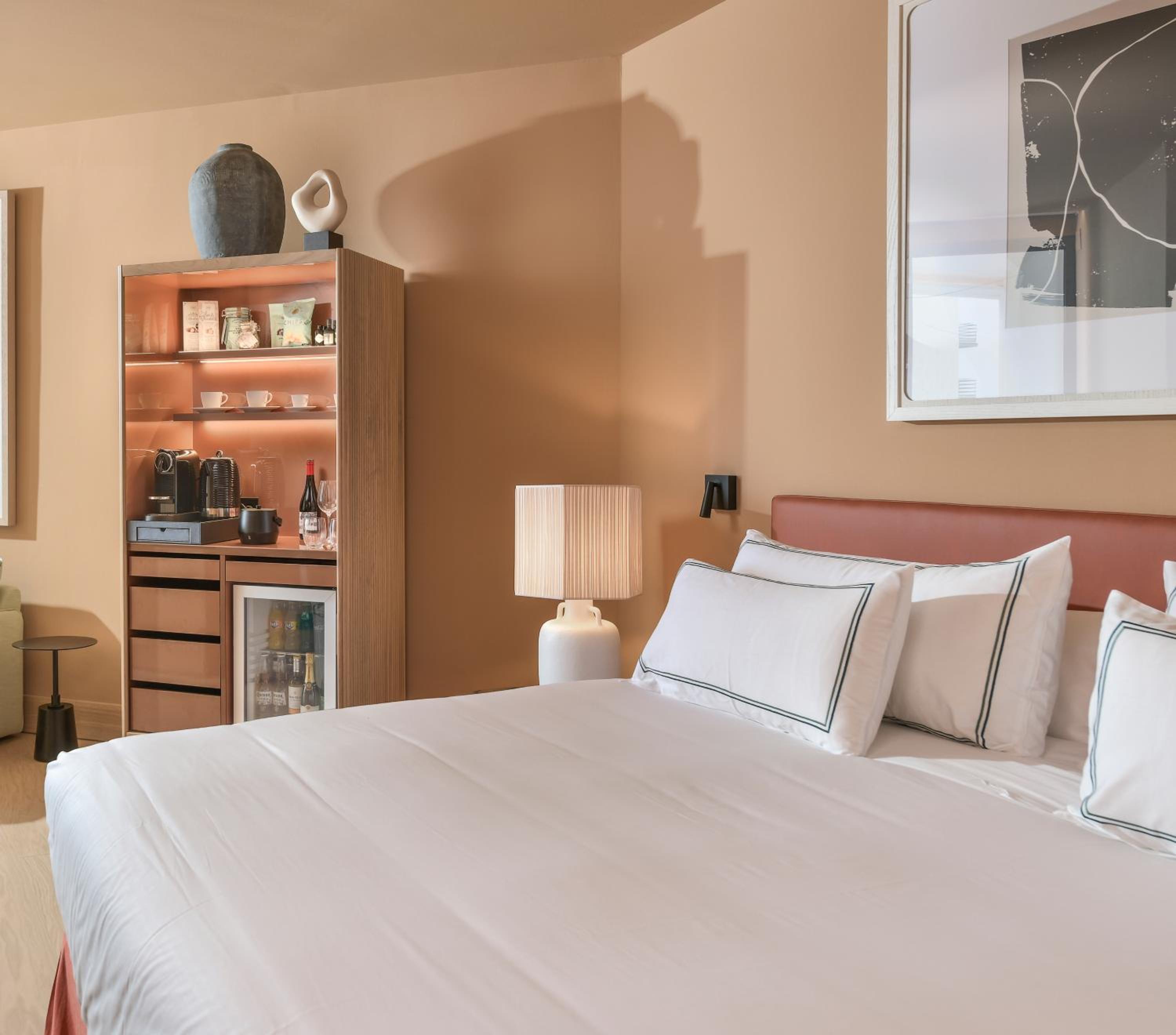 Doppel- oder Zweibettzimmer mit Terrasse