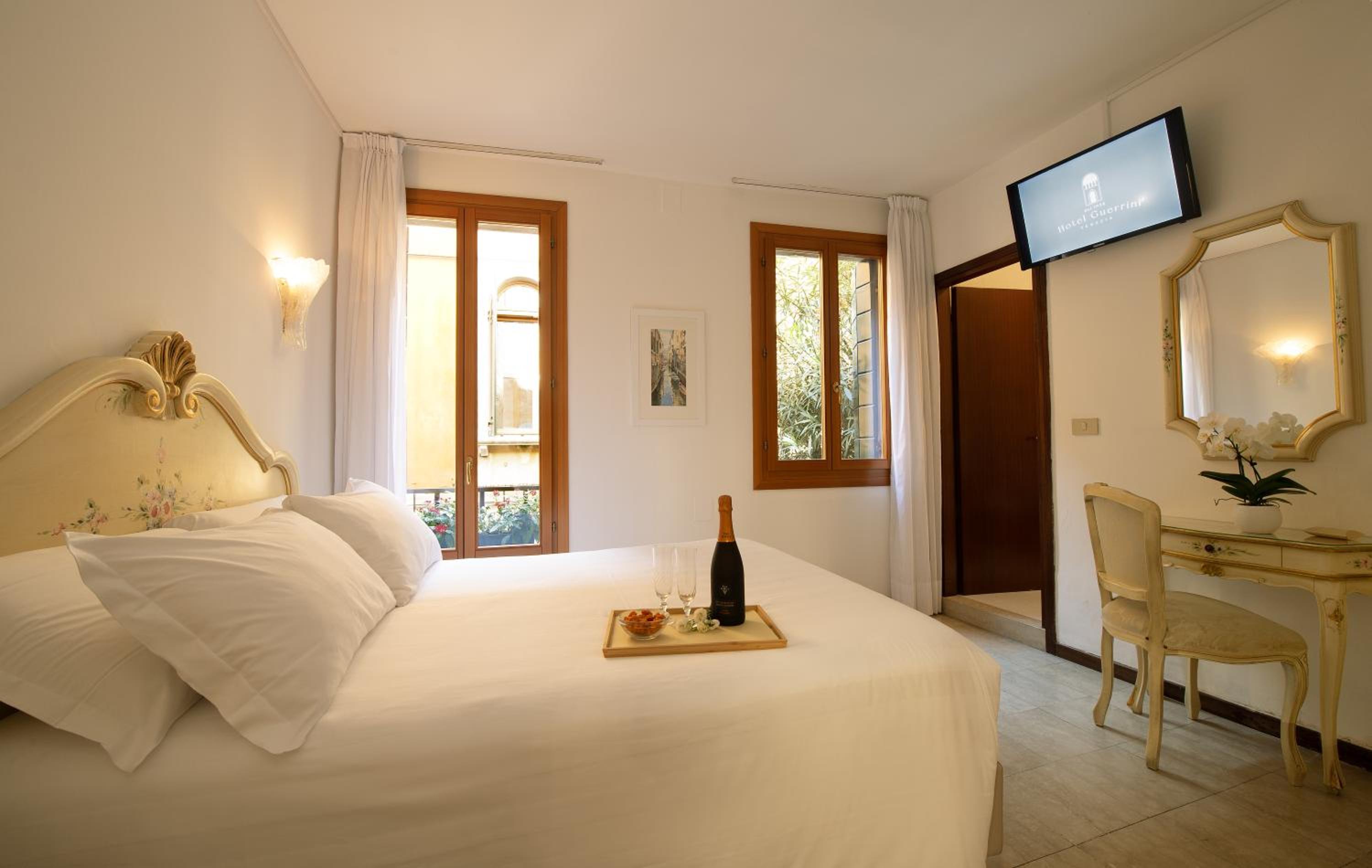 Double Room photo 1