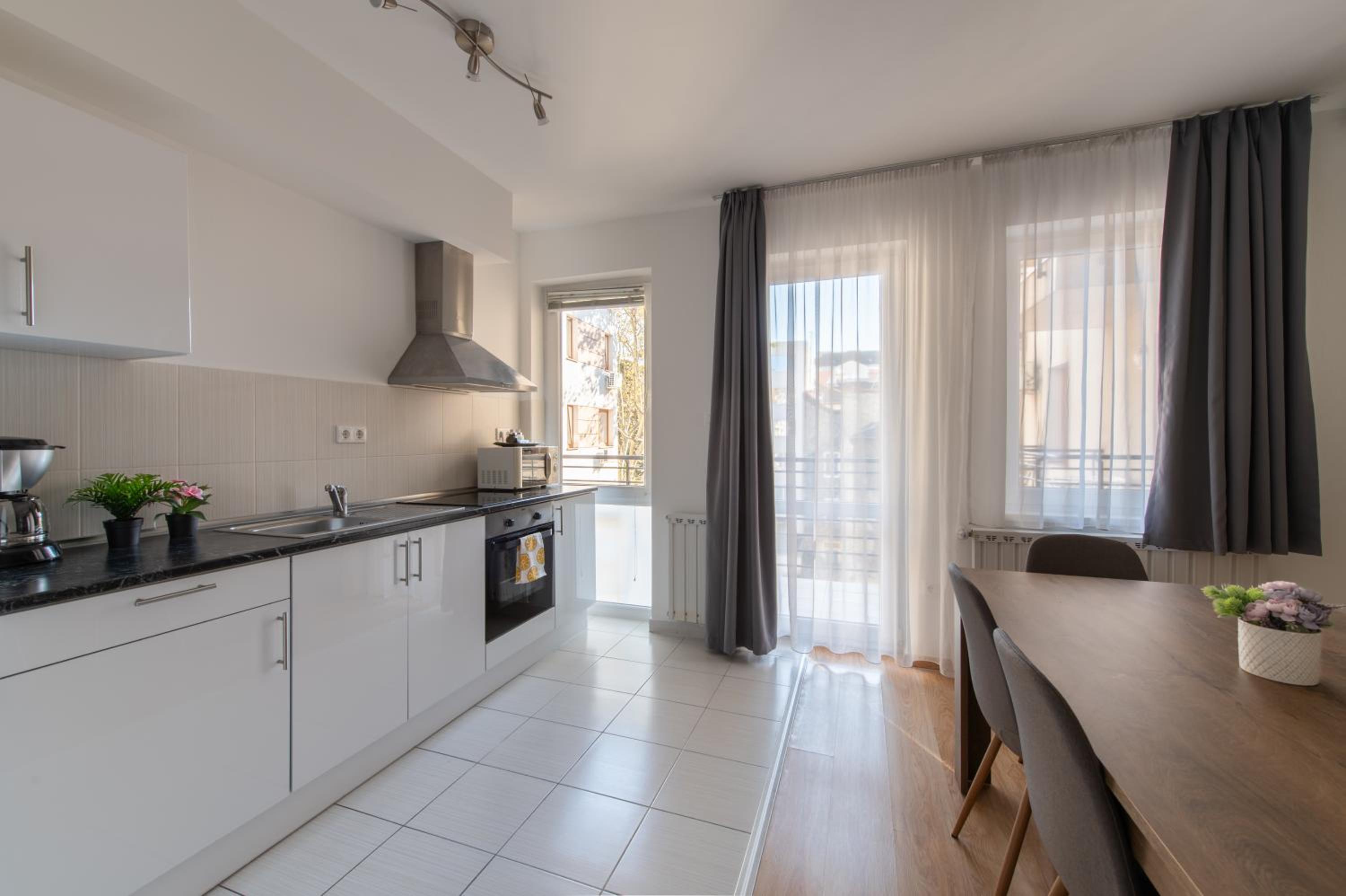 Prince Apartments — photo 114