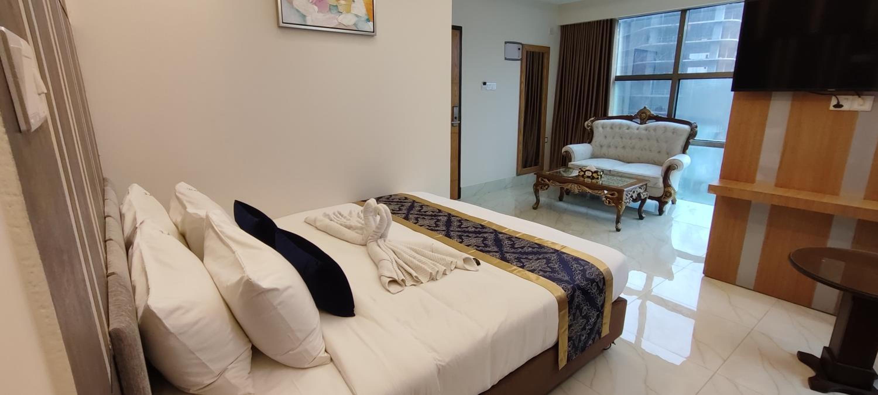 Large Double Room photo 1