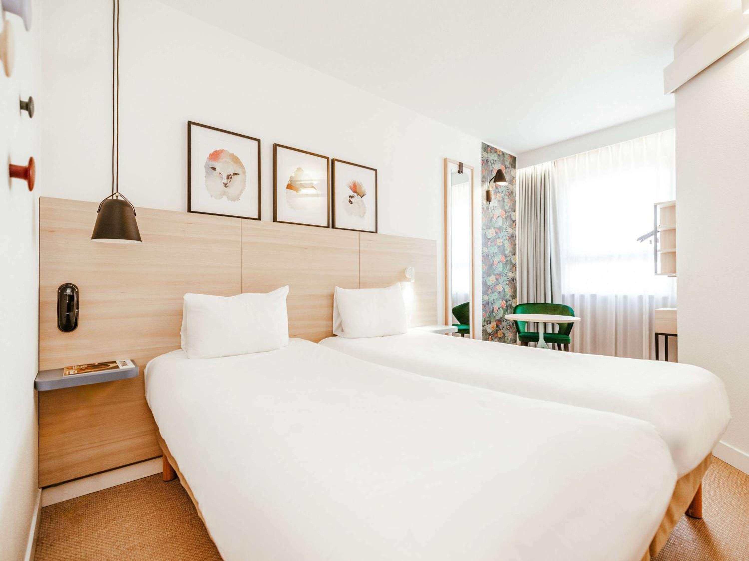 Standard Twin Room - Photo 1