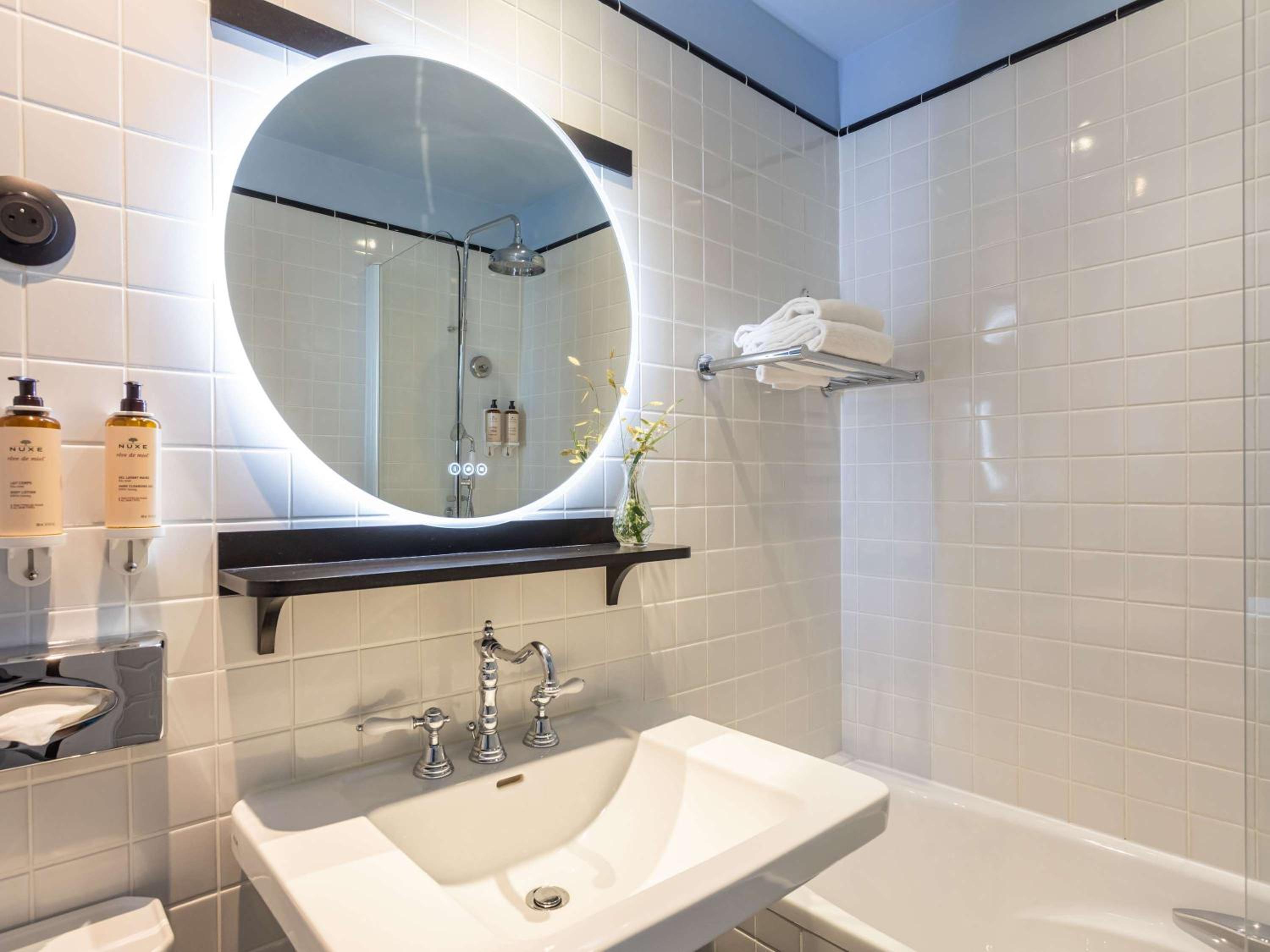 Deluxe Double Room with Ocean View - Photo 12