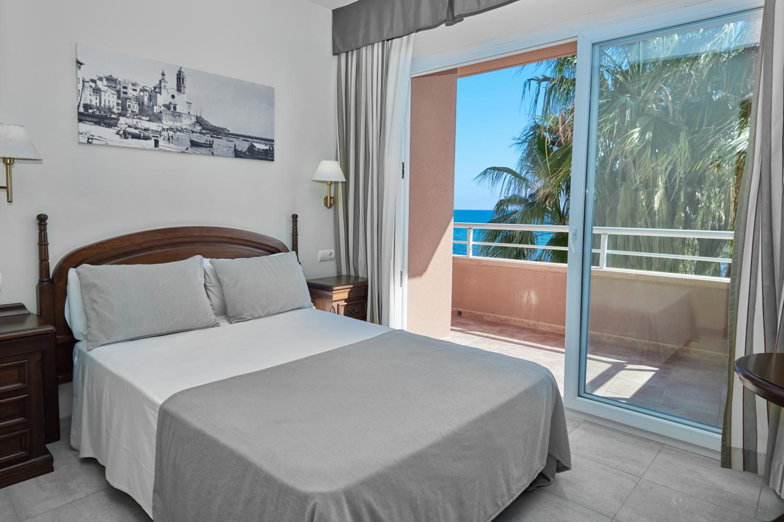 Superior Apartment with Sea View - Photo 1